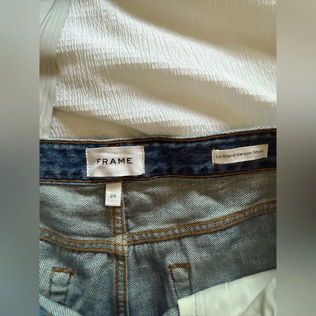 FRAME Denim Le Grand Garcon Short Denim Distressed Whitmore Soho Wash Size 29 - Image 6
