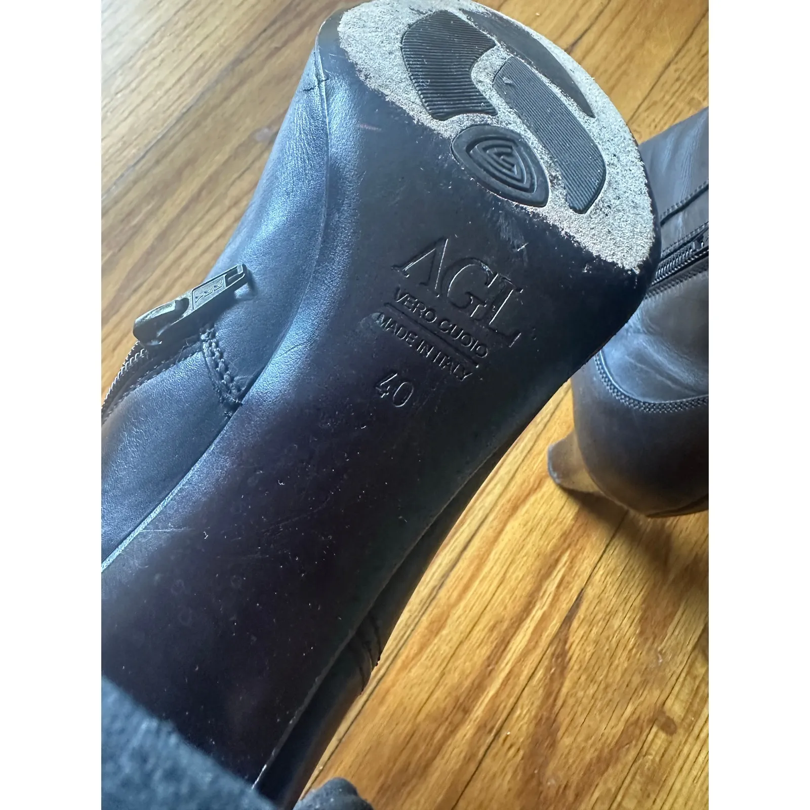 AGL (Attilio Giusti Leombruni) Black Leather Ankle Boots — Made in Italy Sz 40 - Image 5