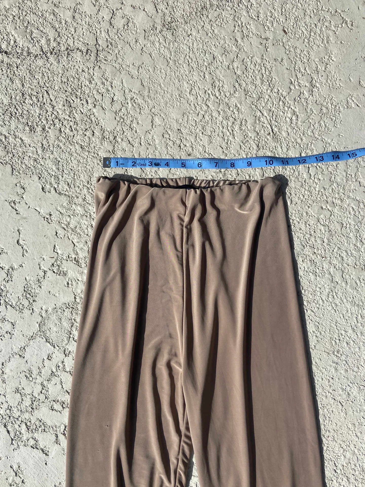 PrettyLittleThing High Rise Tan Leggings  - Image 5