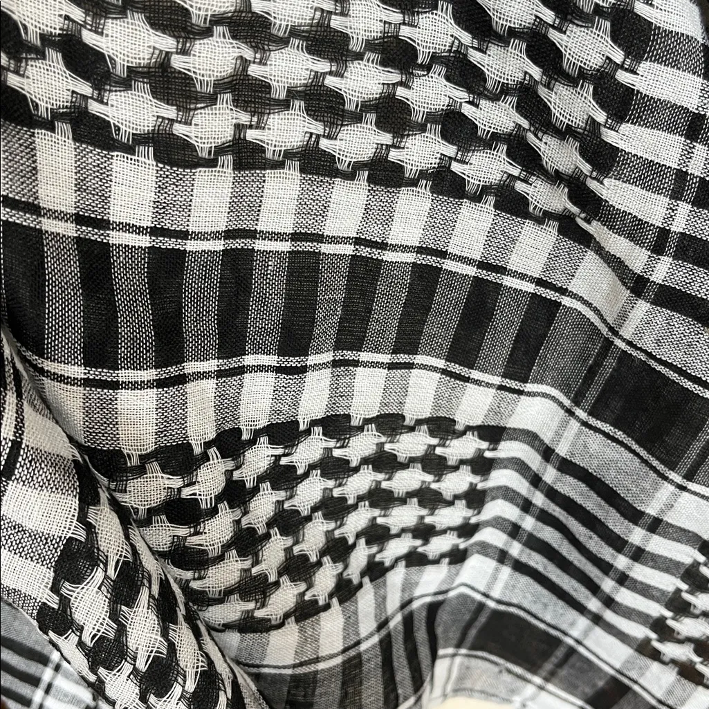 Black White Checkerboard Fringe Fashion Scarf Shawl New - Image 5