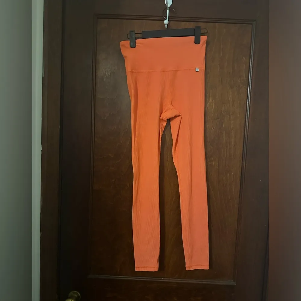 Athleta X ALICIA KEYS Ribbed Elation Tight Orange Size S - Image 2