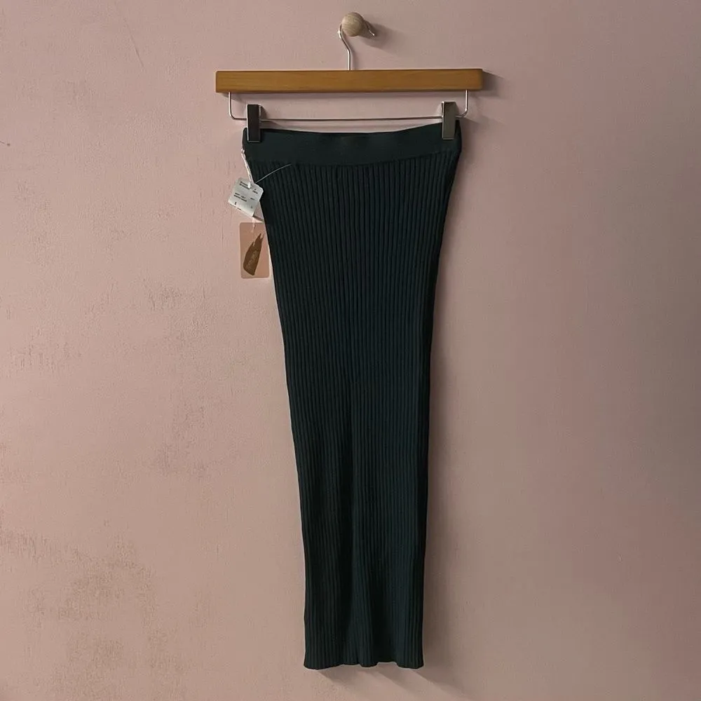 Forever 21 Contemporary Dark Green Ribbed Pencil Skirt NWT Size S - Image 4