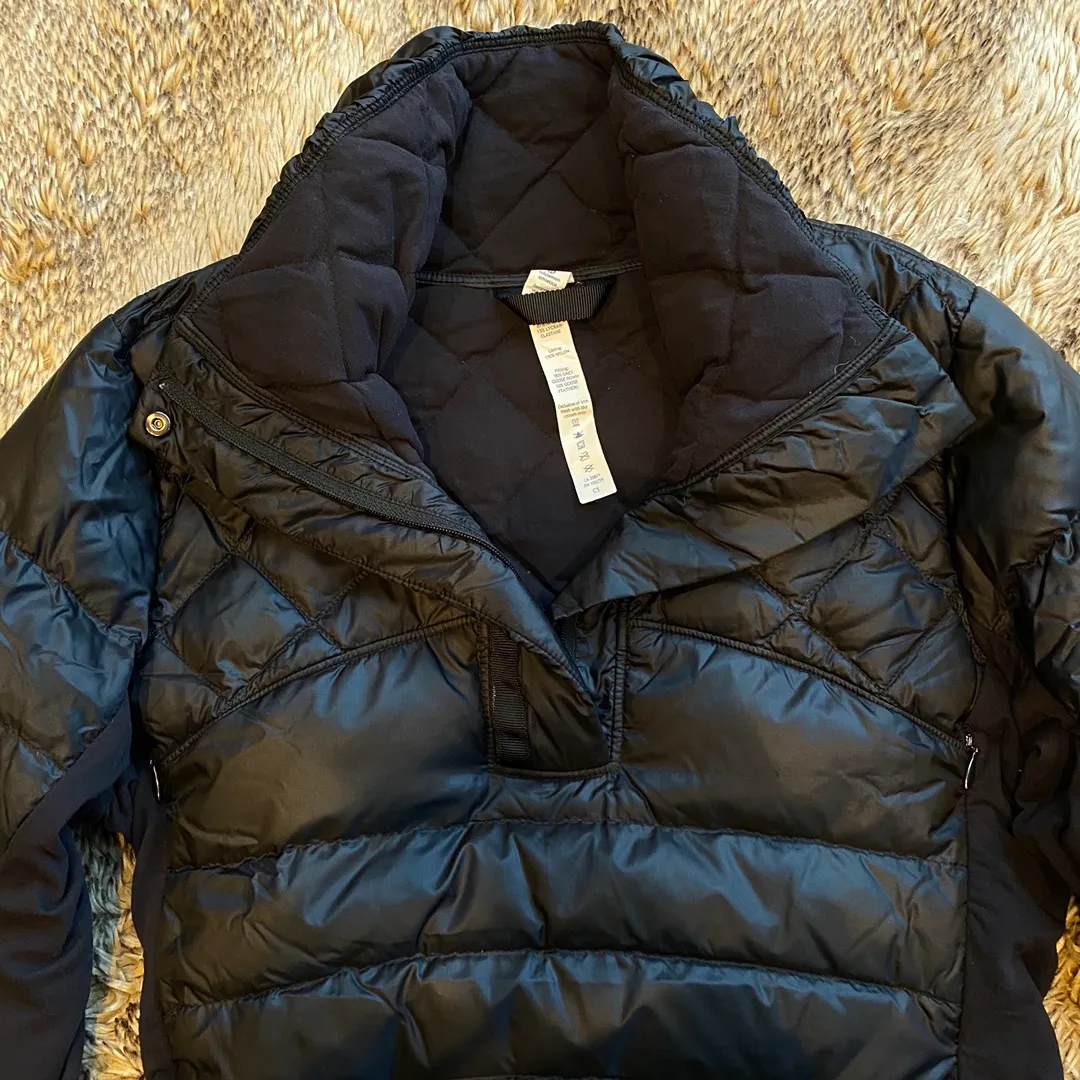Lululemon Down For A Run Pullover - Image 3