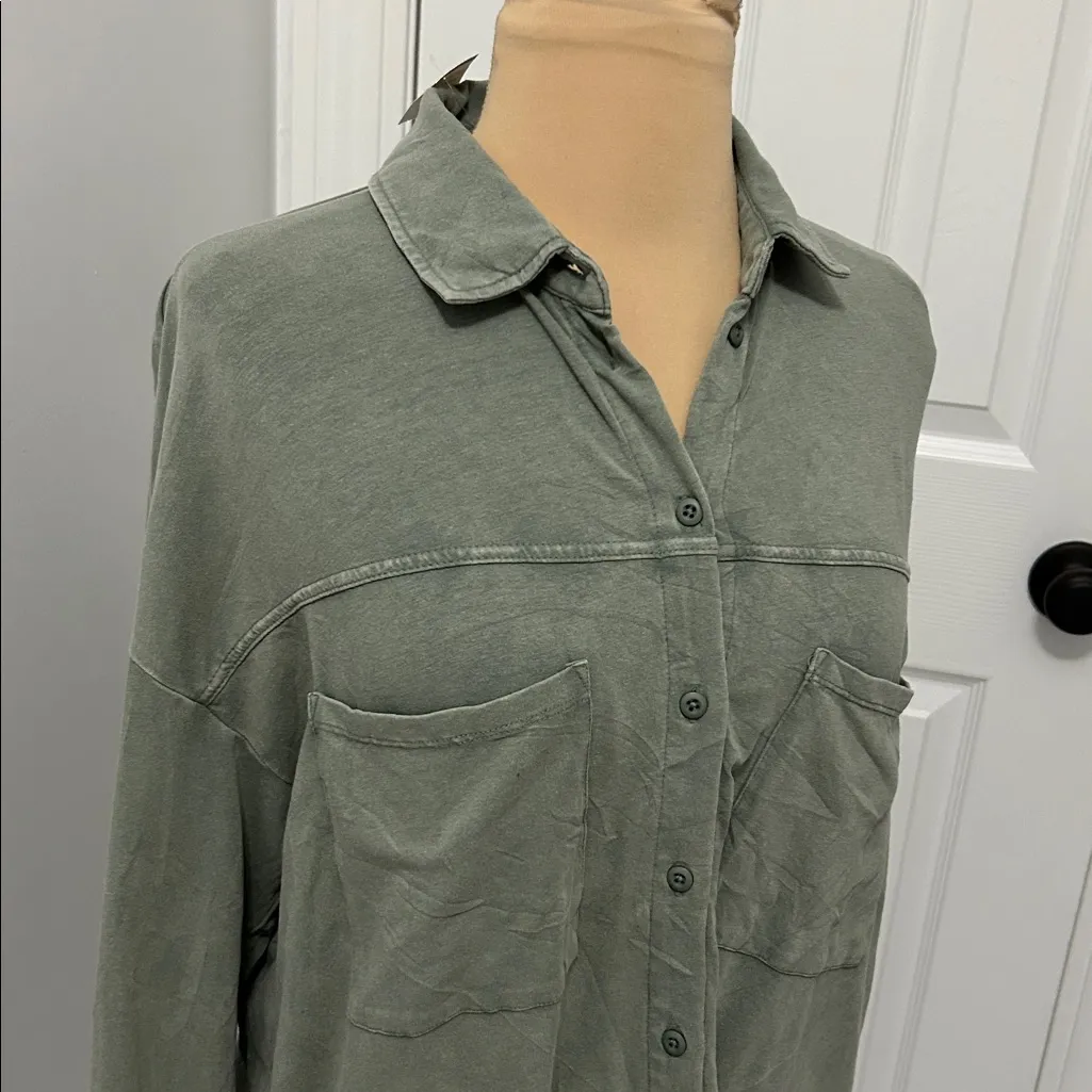 Z Supply  Niccola Button Up Top Green - Image 7