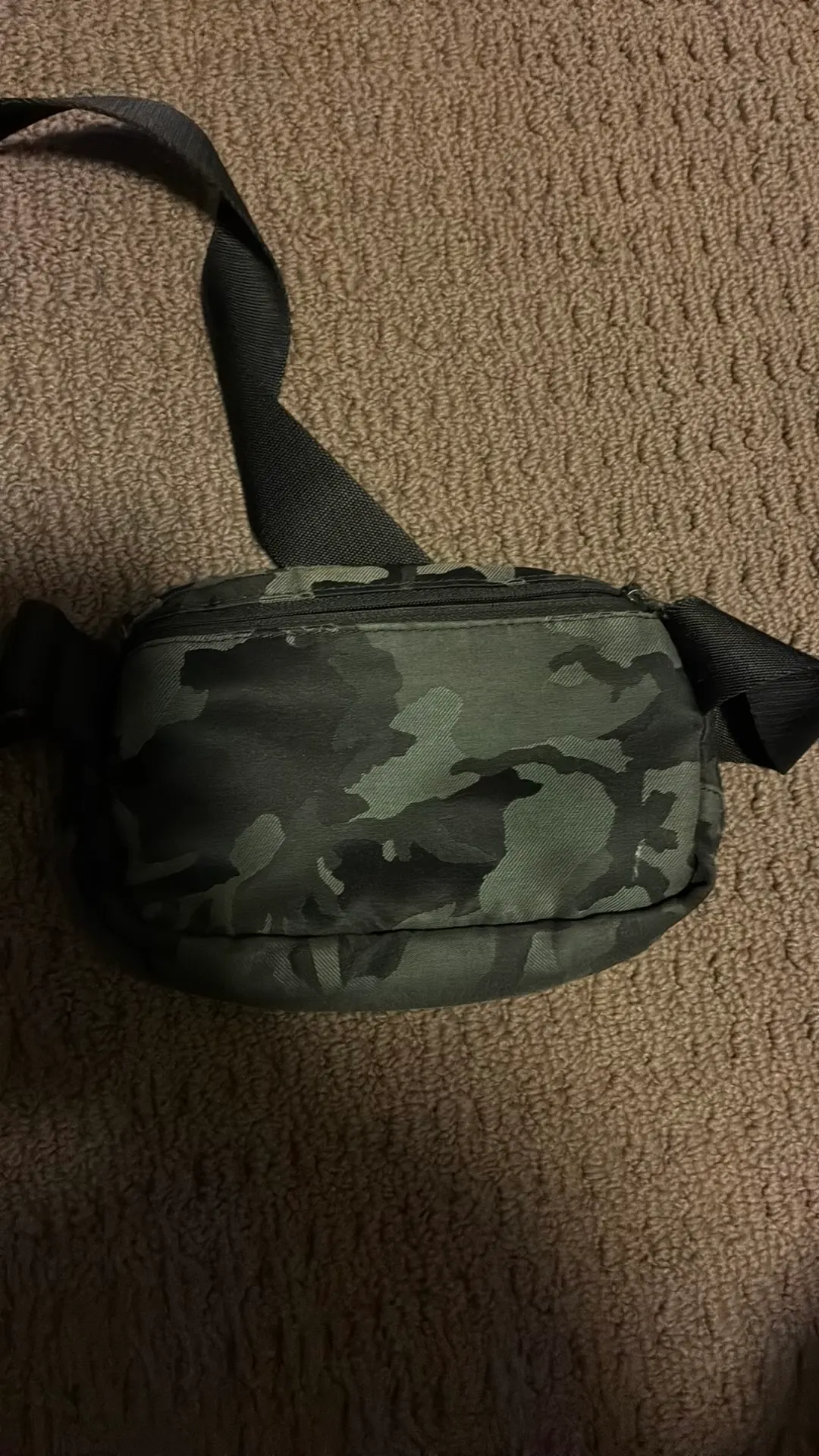Lululemon Belt Bag - Image 4