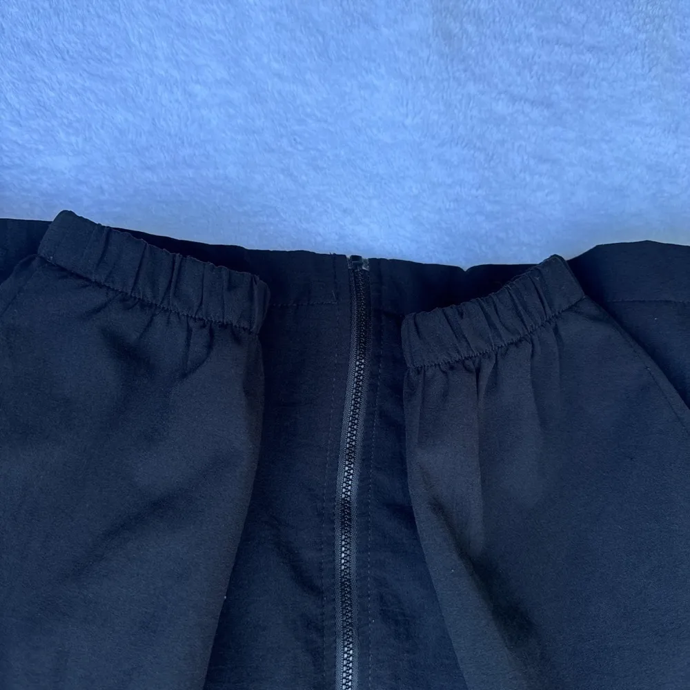 Vintage Teddi Black Jacket with White Dots Size undefined - Image 5