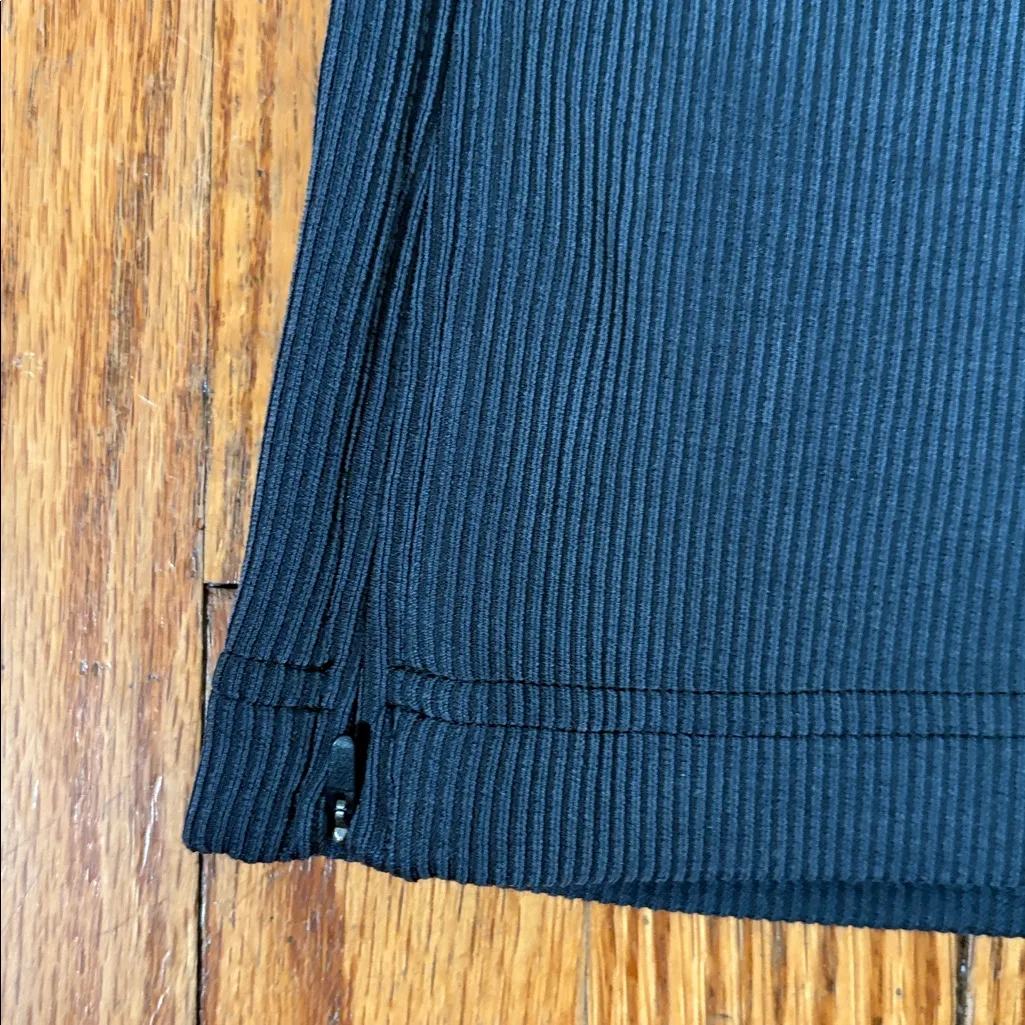 Lululemon Brushed Softstreme Ribbed Zip Flared Pant 32.5"‎ Grey size 2 - Image 4