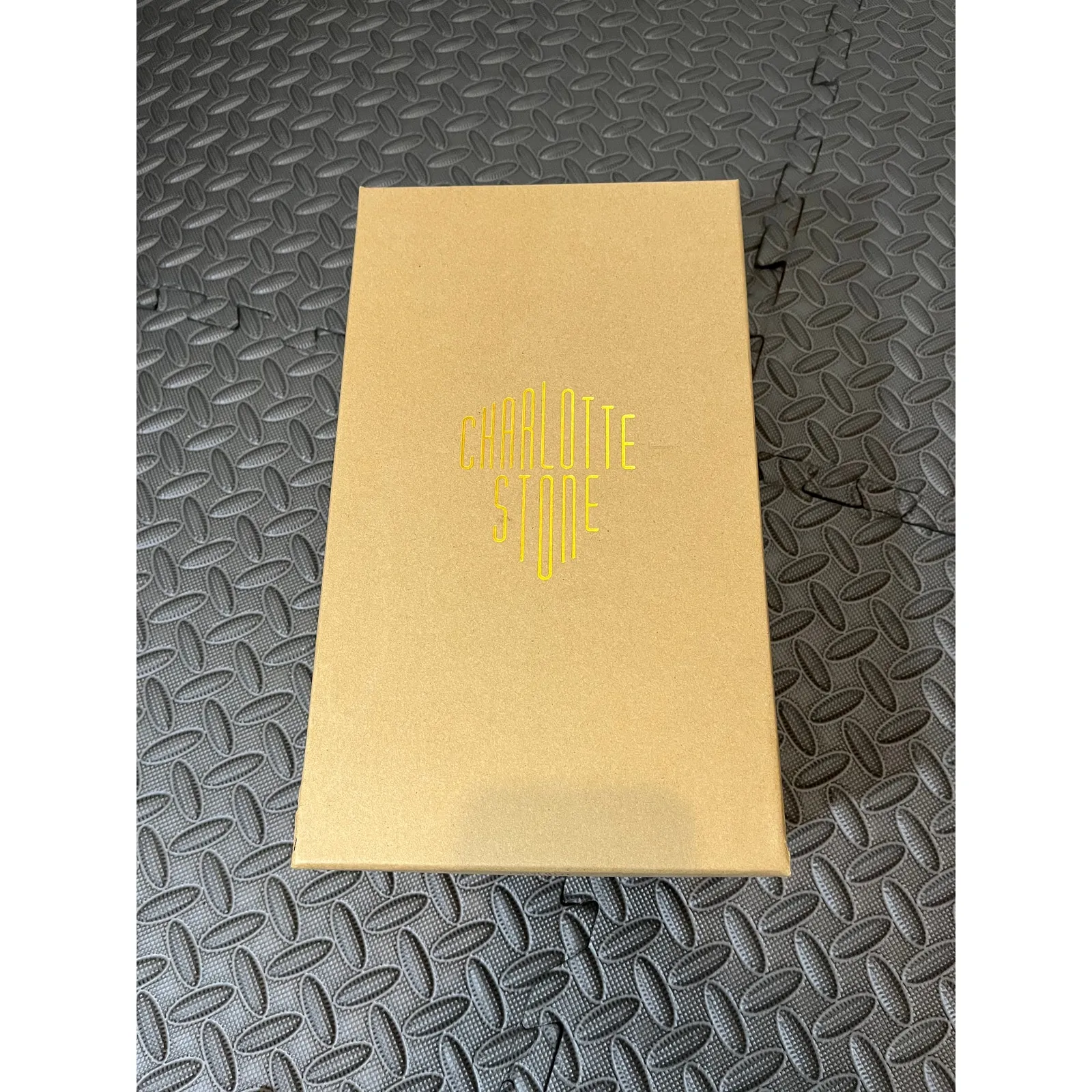 NEW Charlotte‎ Stone Bruna Sandals Peche Color Womens Size 5 - Image 2