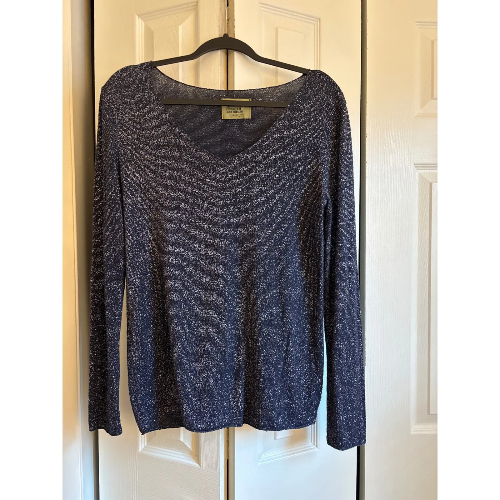Free People's "Free for Humanity" blue Metallic Knit Long Sleeve Top Size Large - Image 3