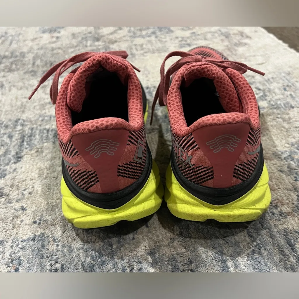 Hoka Clifton 9 Athletic Shoes - Image 4