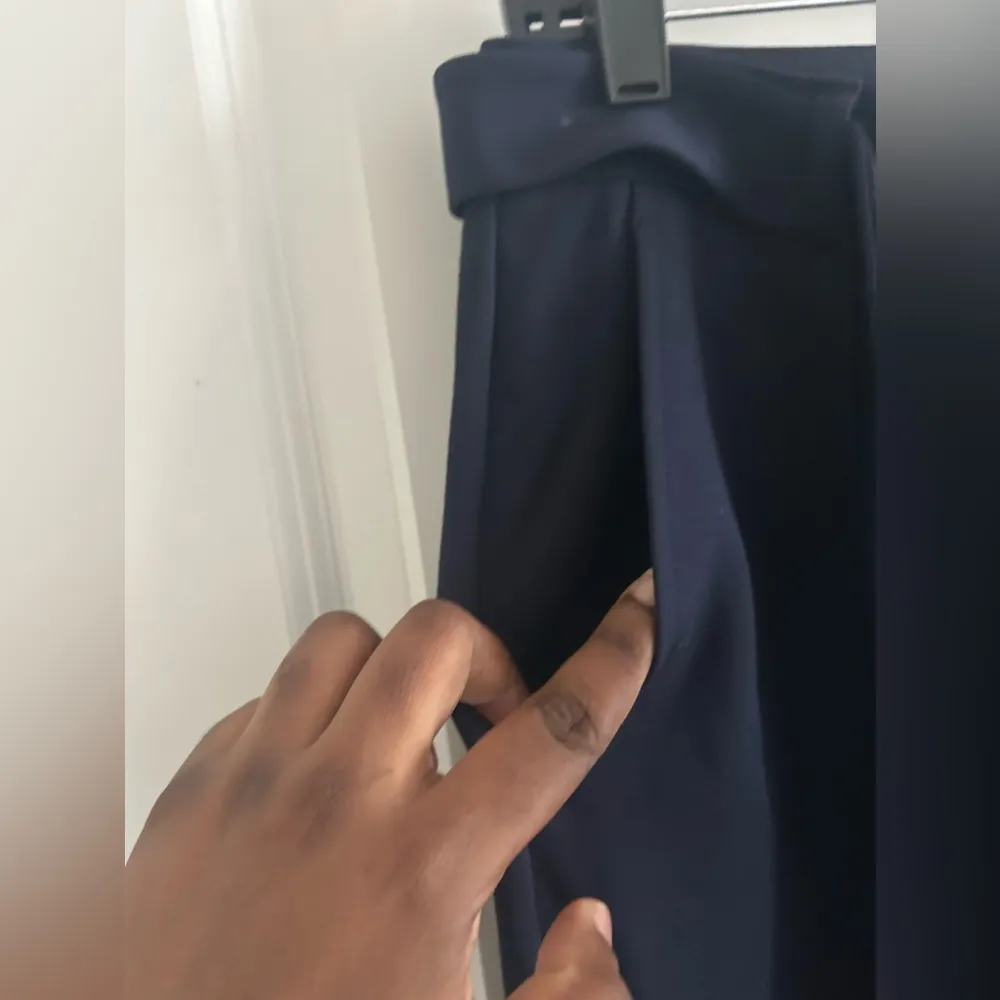 J. McLaughlin Women Tie-Front Meade Pants - Image 5