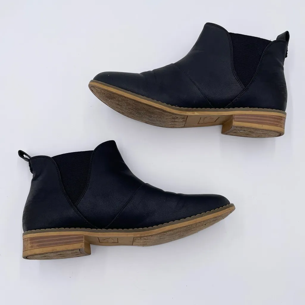 Rocket Dog Maylon Flat Chelsea Ankle Boots Black Faux Leather Women's Size 8.5 - Image 8
