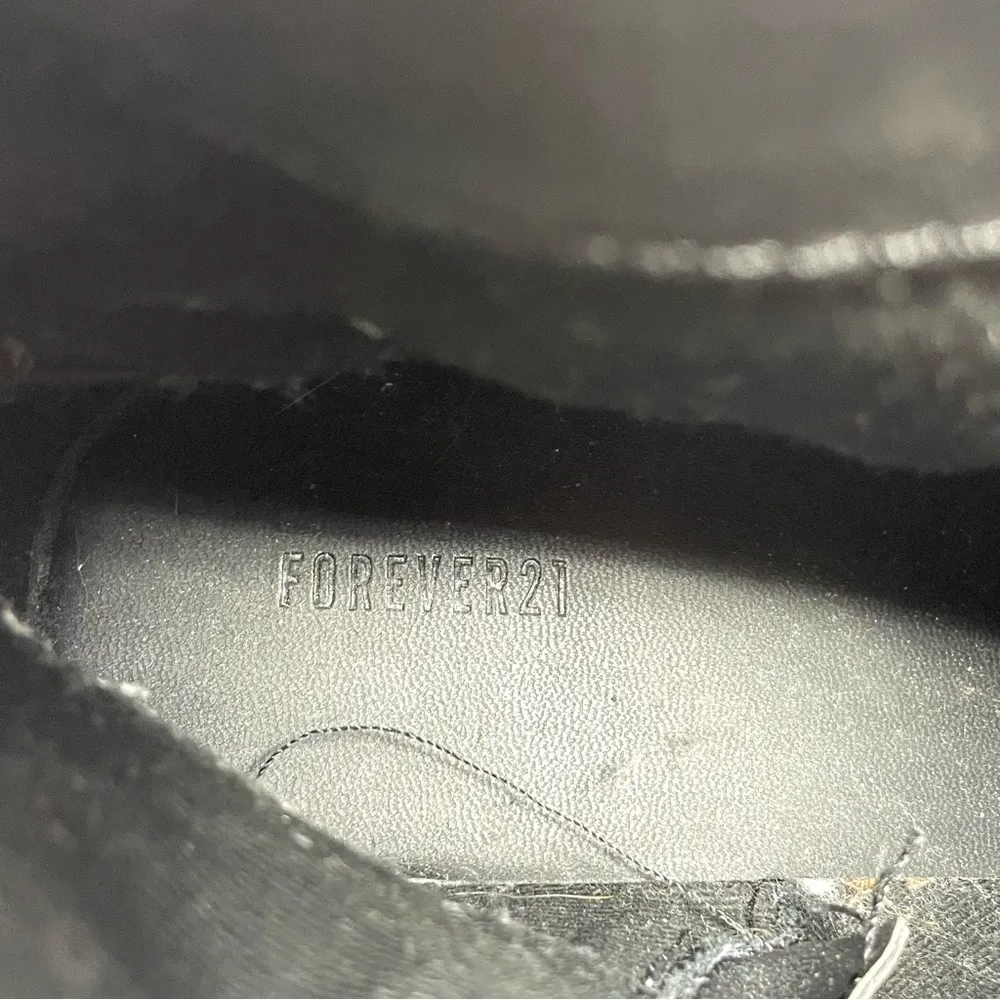 black faux suede western ankle booties, size 8 - Image 11