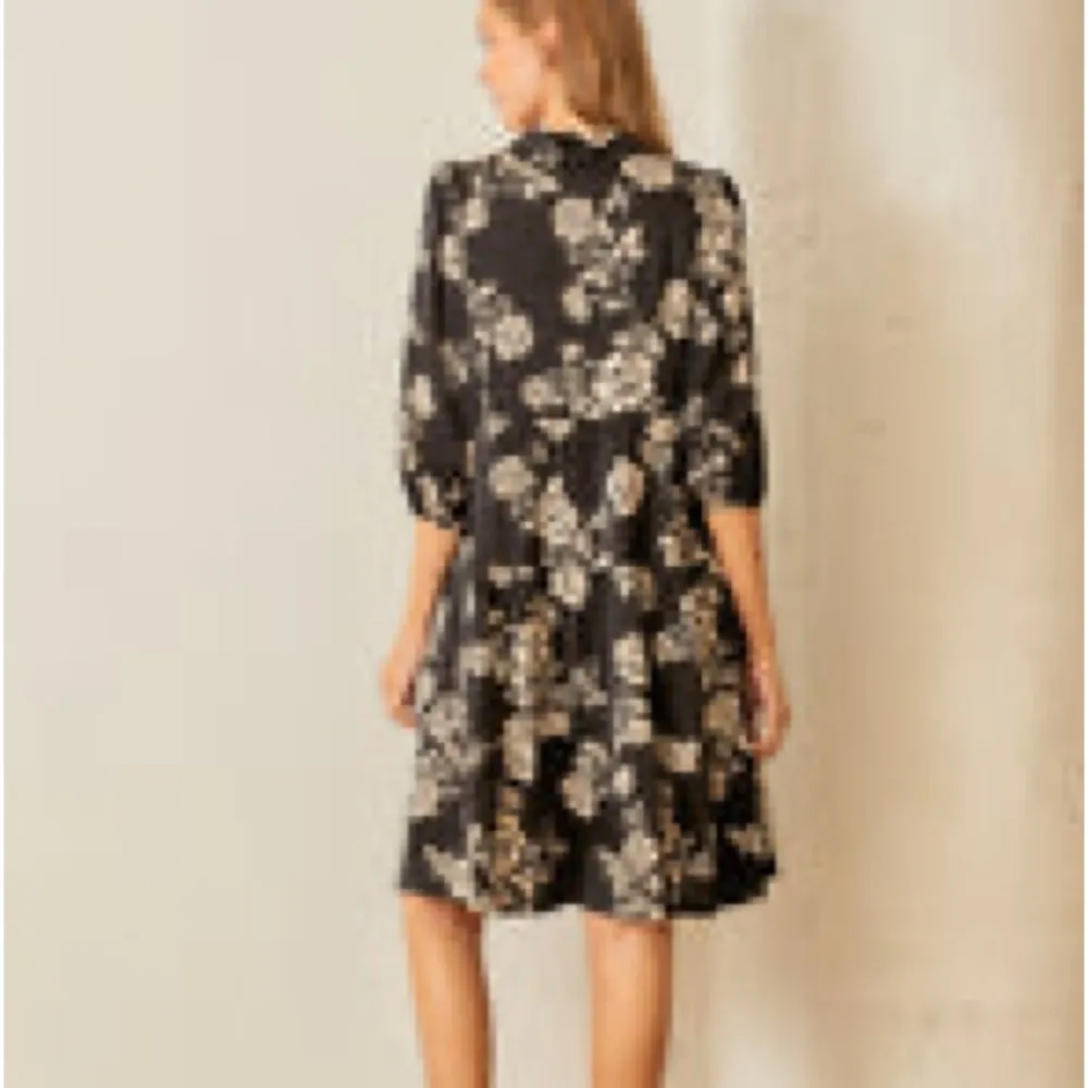 Polagram Black Floral Print Dress Collar Button Down Front Elastic Cuffs Medium - Image 8