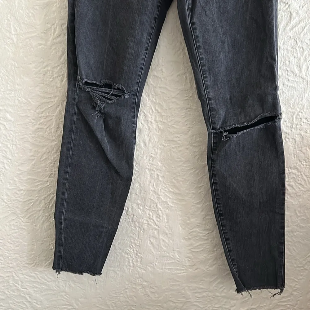 Madewell 9” High Riser Skinny Skinny Gray Black Ripped Knee Jeans 30 - Image 5