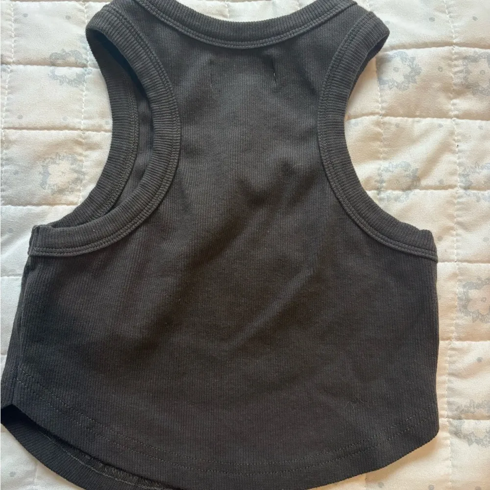 Black Sleeveless Women's Top - Image 2