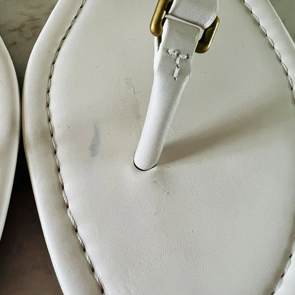 COACH Jeri Solid Chalk Leather Thong Sandal Logo Accent - US 6.5 - Image 4