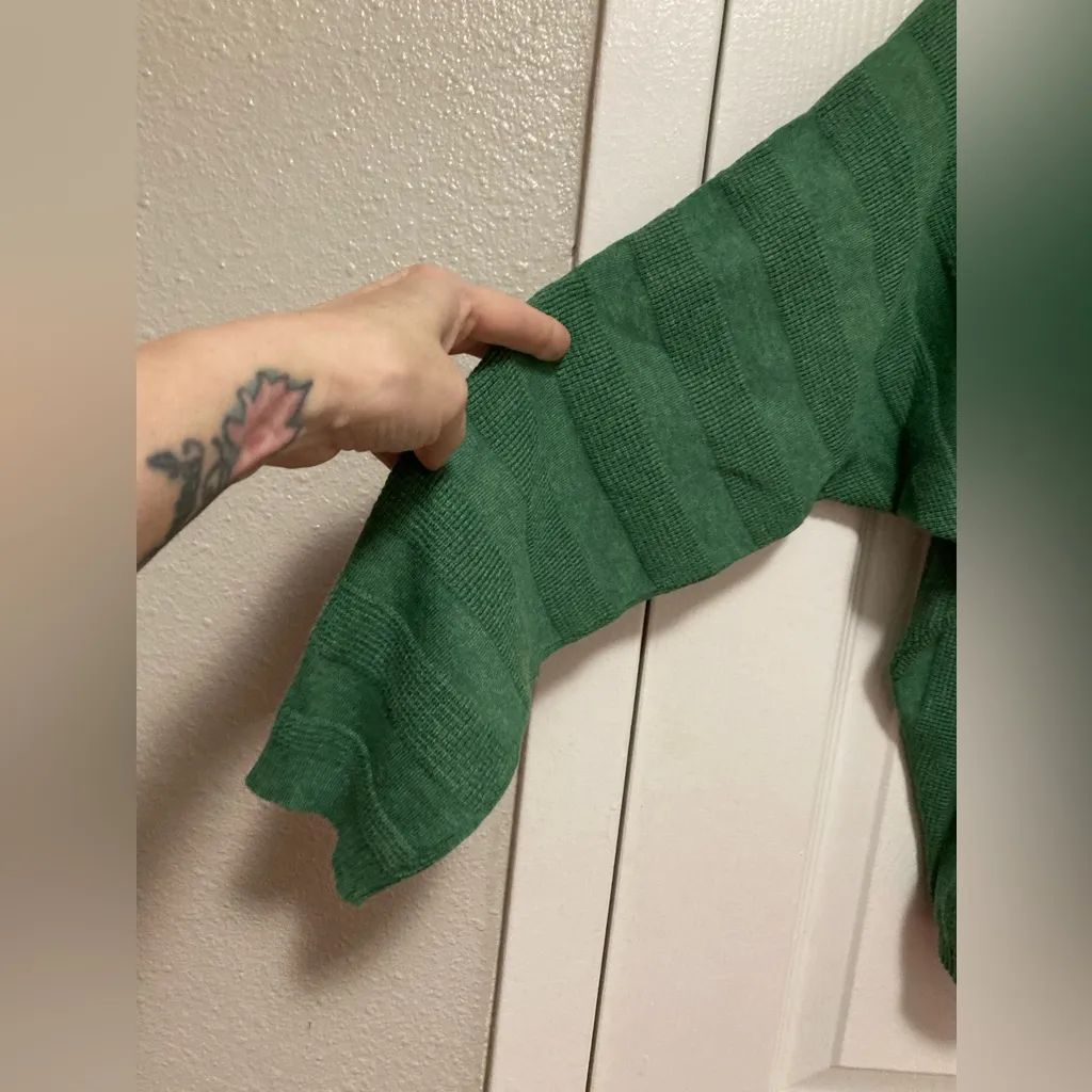 Cyrus Emerald Green Ribbed 3/4 Sleeve Sweater - Image 3