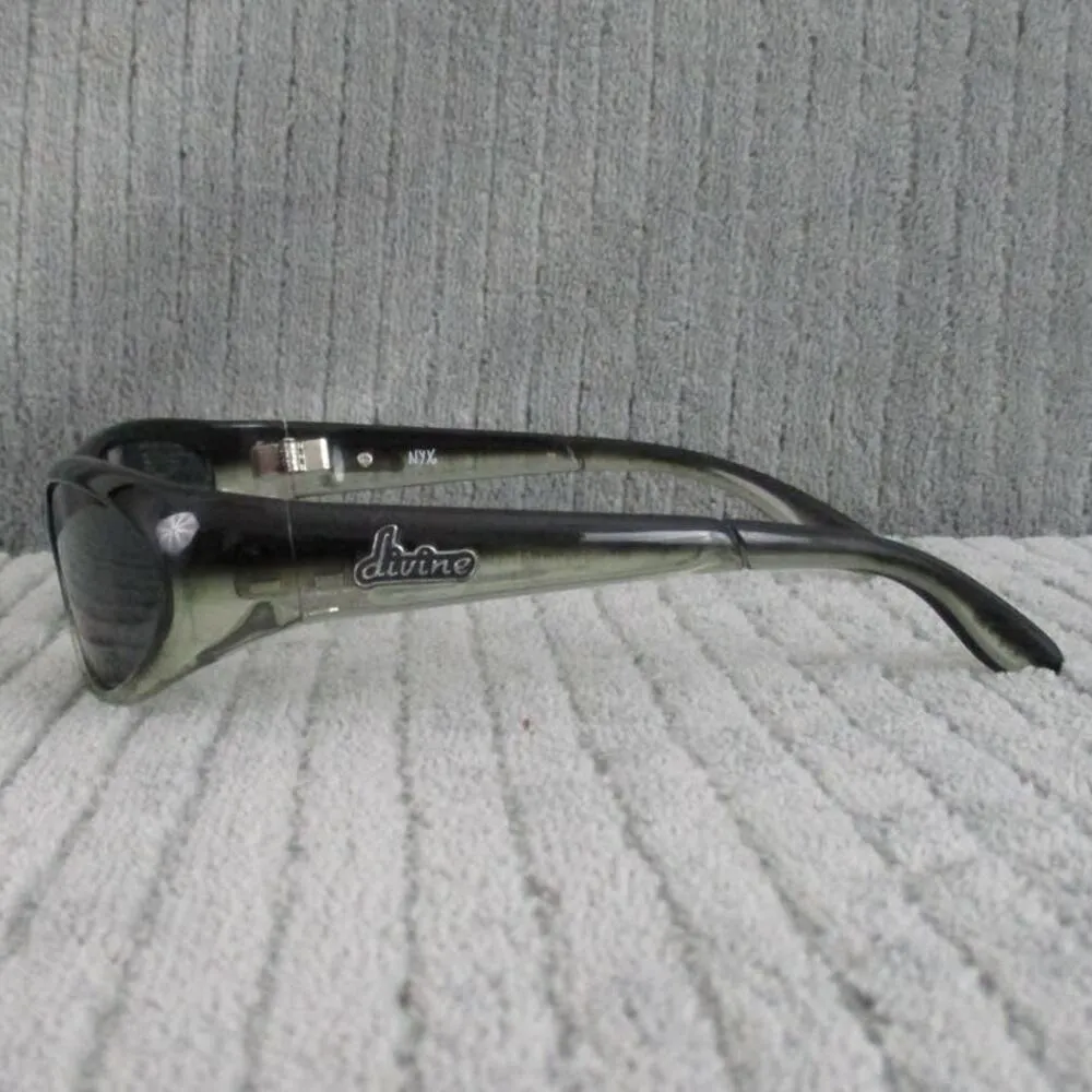 New Divine Eyewear Nyx Black To Clear Fade/Smoke Sunglasses Women's NWT - Image 3