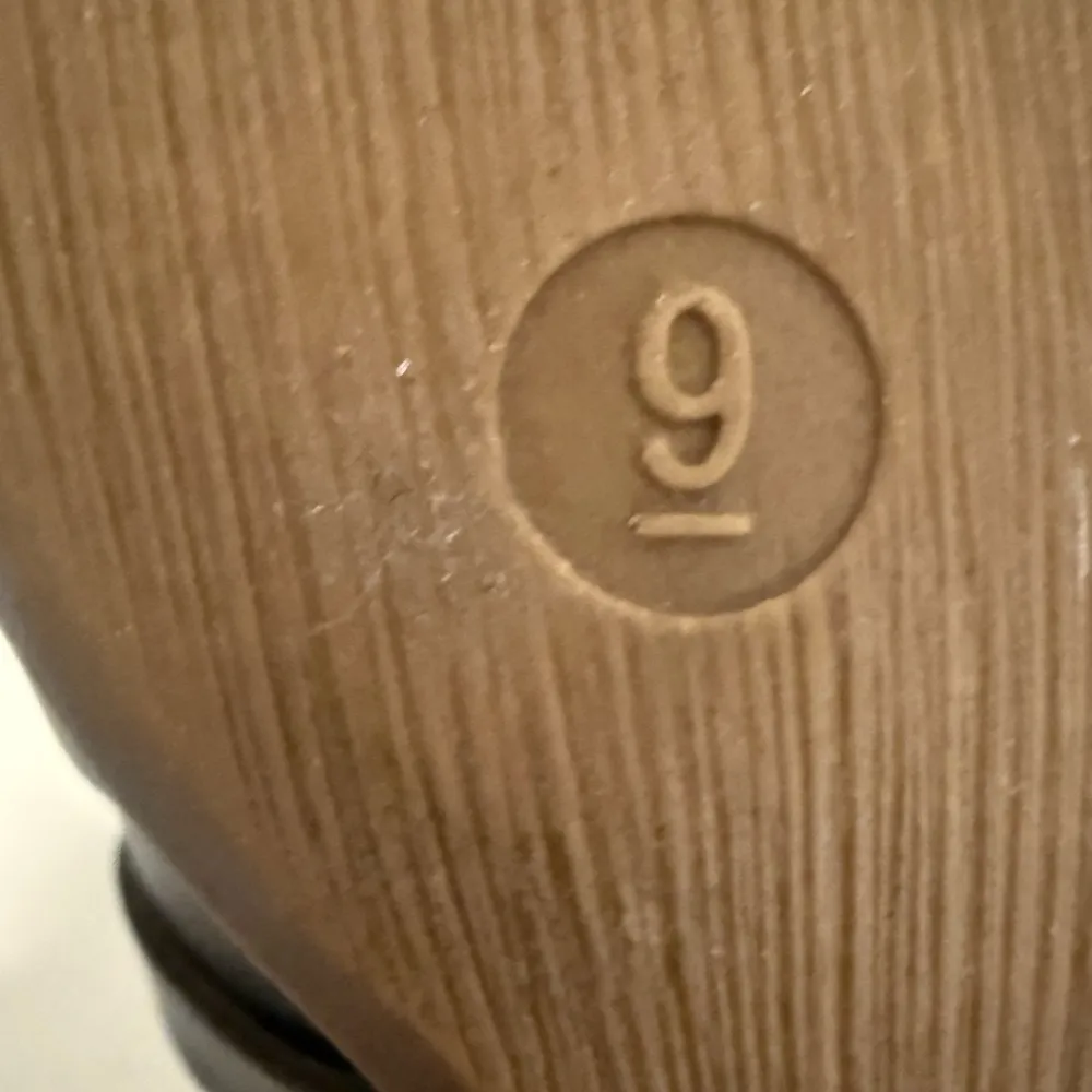 Maurices Diana Strappy Cutout Faux-Leather Distressed Ankle Bootie Gray Size 9 - Image 8