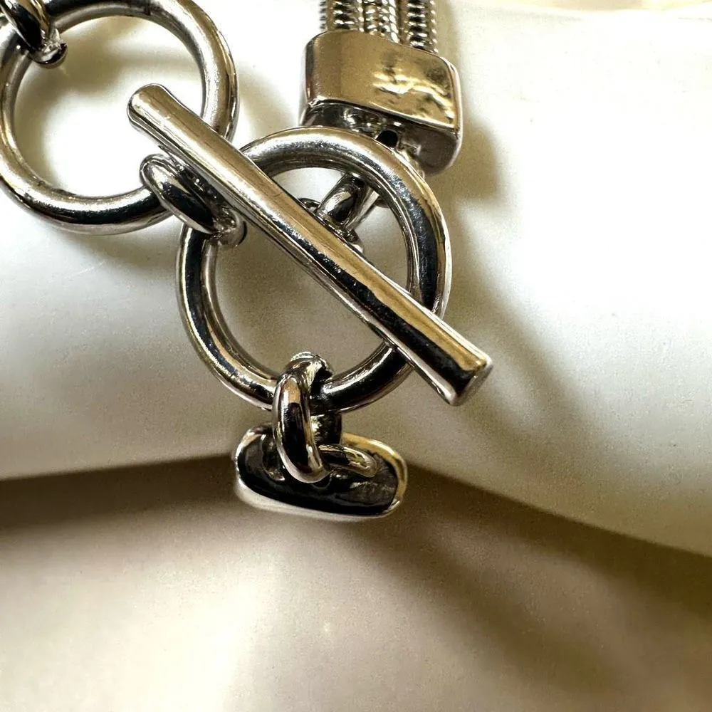 Silver tone pink rhinestone bracelet - Image 4