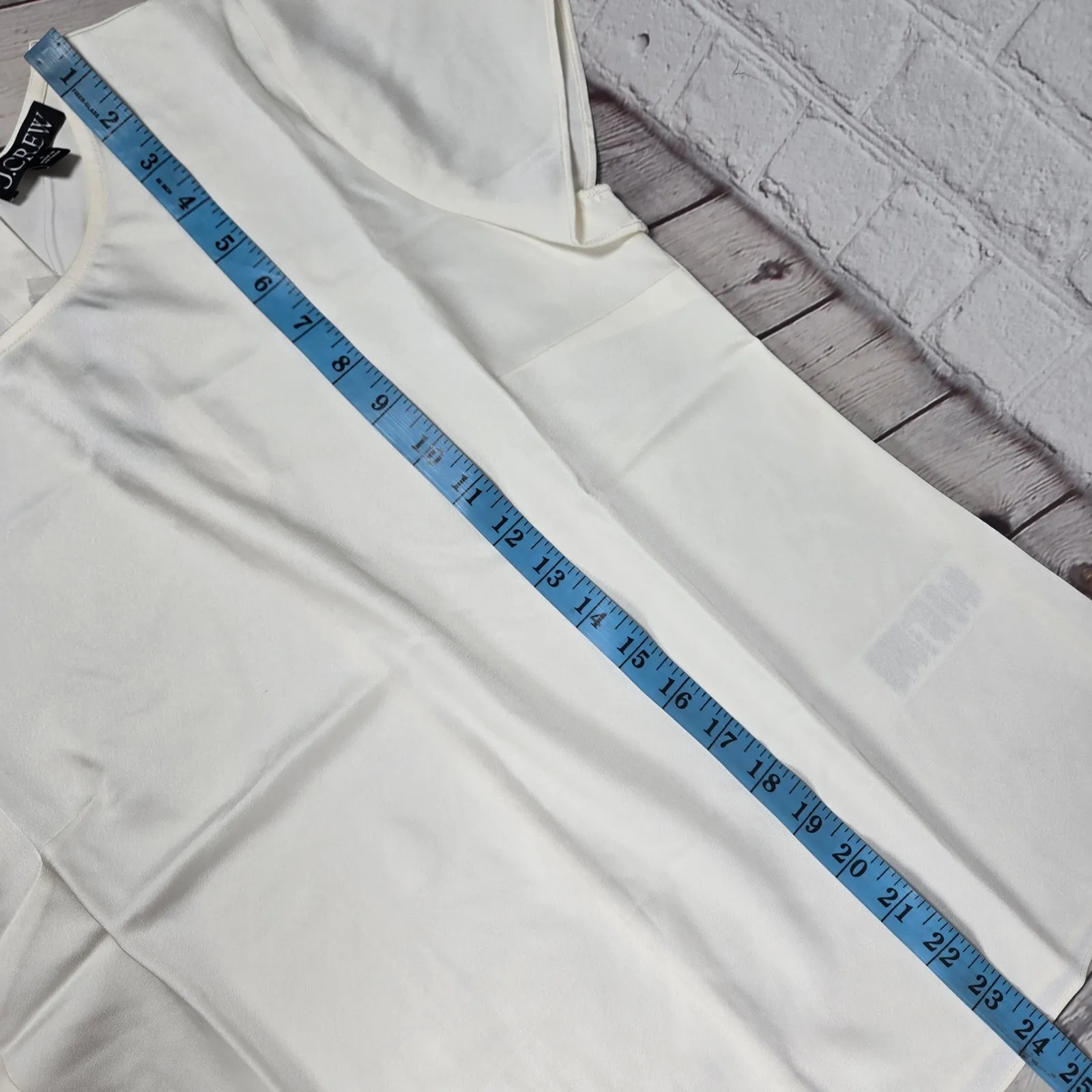 J. Crew Short-sleeve button-back‎ top in everyday crepe Ivory S BP958 - Image 8