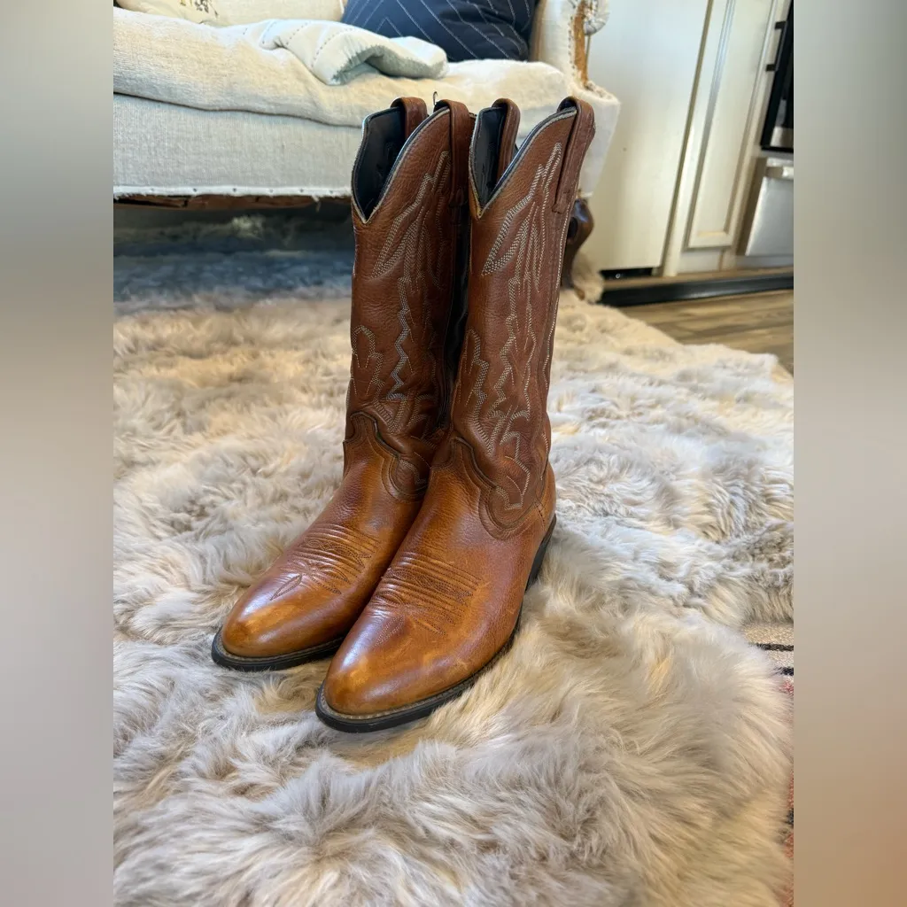 American Vintage Brown Leather Western Boots size 7 men’s / 8 women’s - Image 2