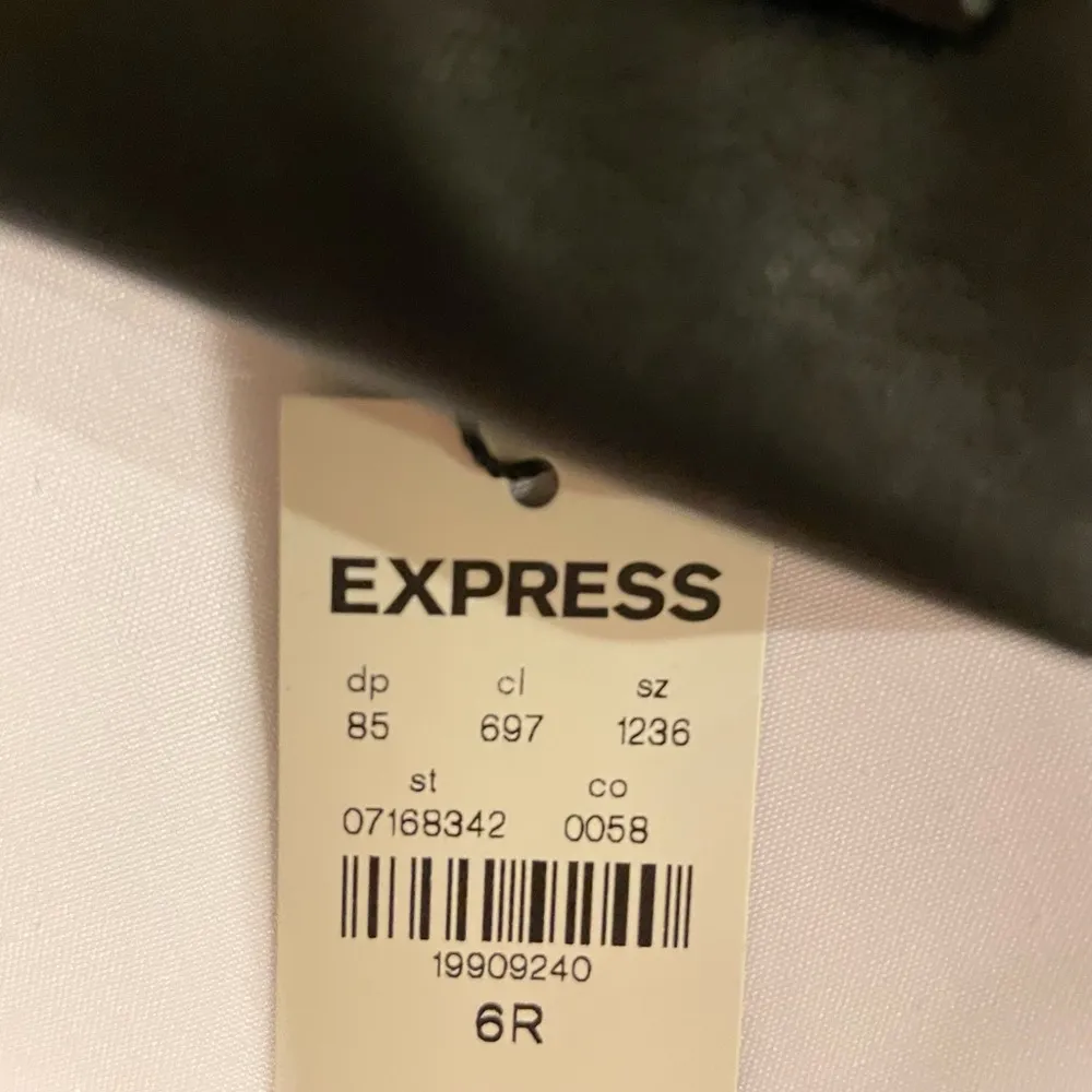 Super High Waisted Faux Leather Belted Ankle Pant, Black, Size 6R, NWT - Image 11