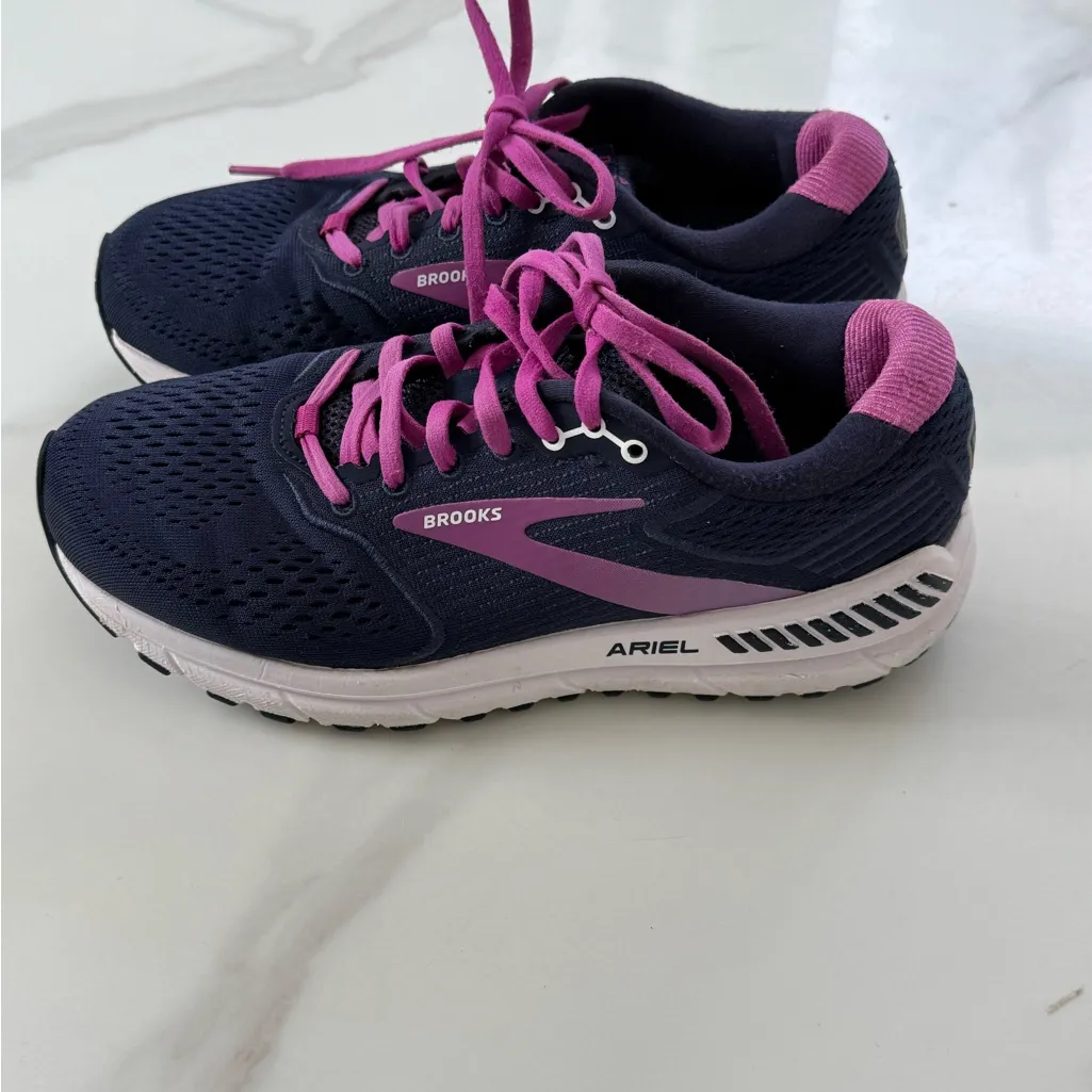 Brooks Women's Athletic Shoes - Dark Blue and Magenta - Image 2