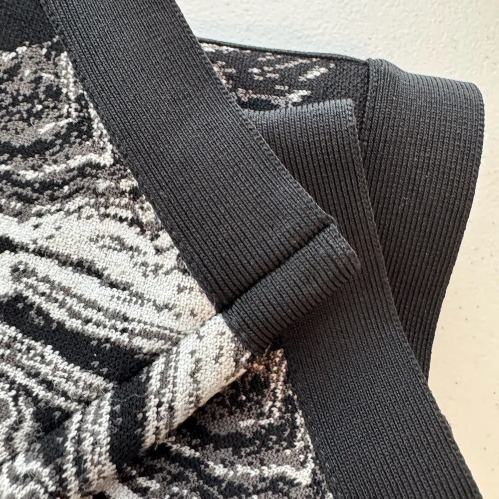 Robert Rodriguez Marbled Intarsia Graphic Jacket Size Small - Image 10