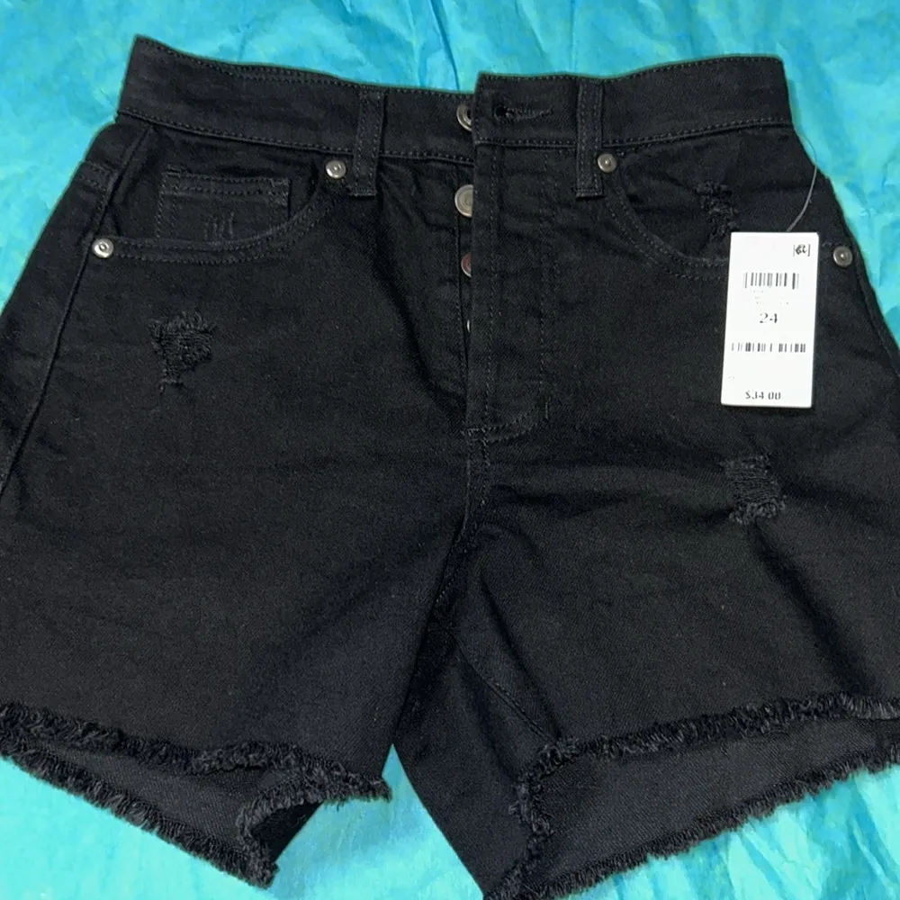 And Now This. 4 inch UHR button Short. Ultra high - Image 2