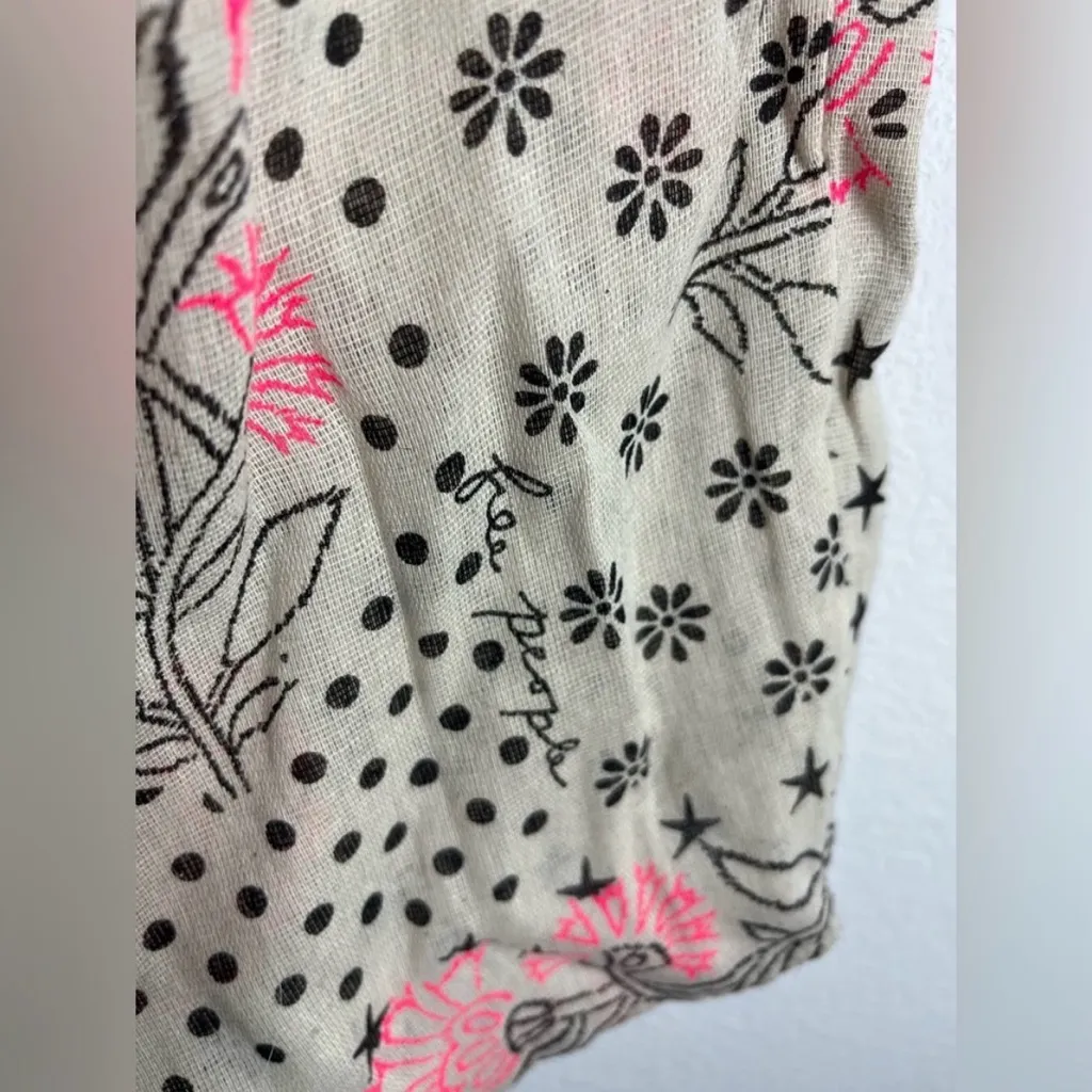 Free People Lightweight Hippie Floral Beachy Linen Semi Sheer Shopper Tote Bag - Image 7