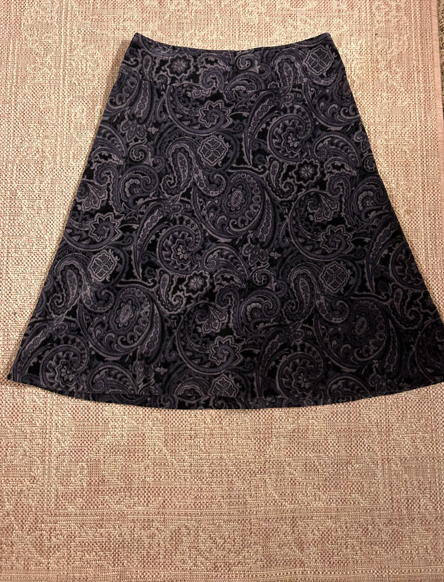velvet patterned skirt - Image 3