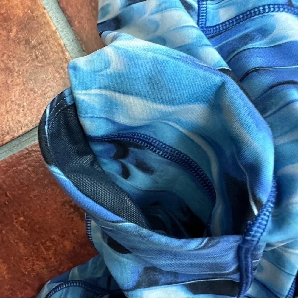 Lululemon Speed Up 21 Crop w/ Pockets - Image 4