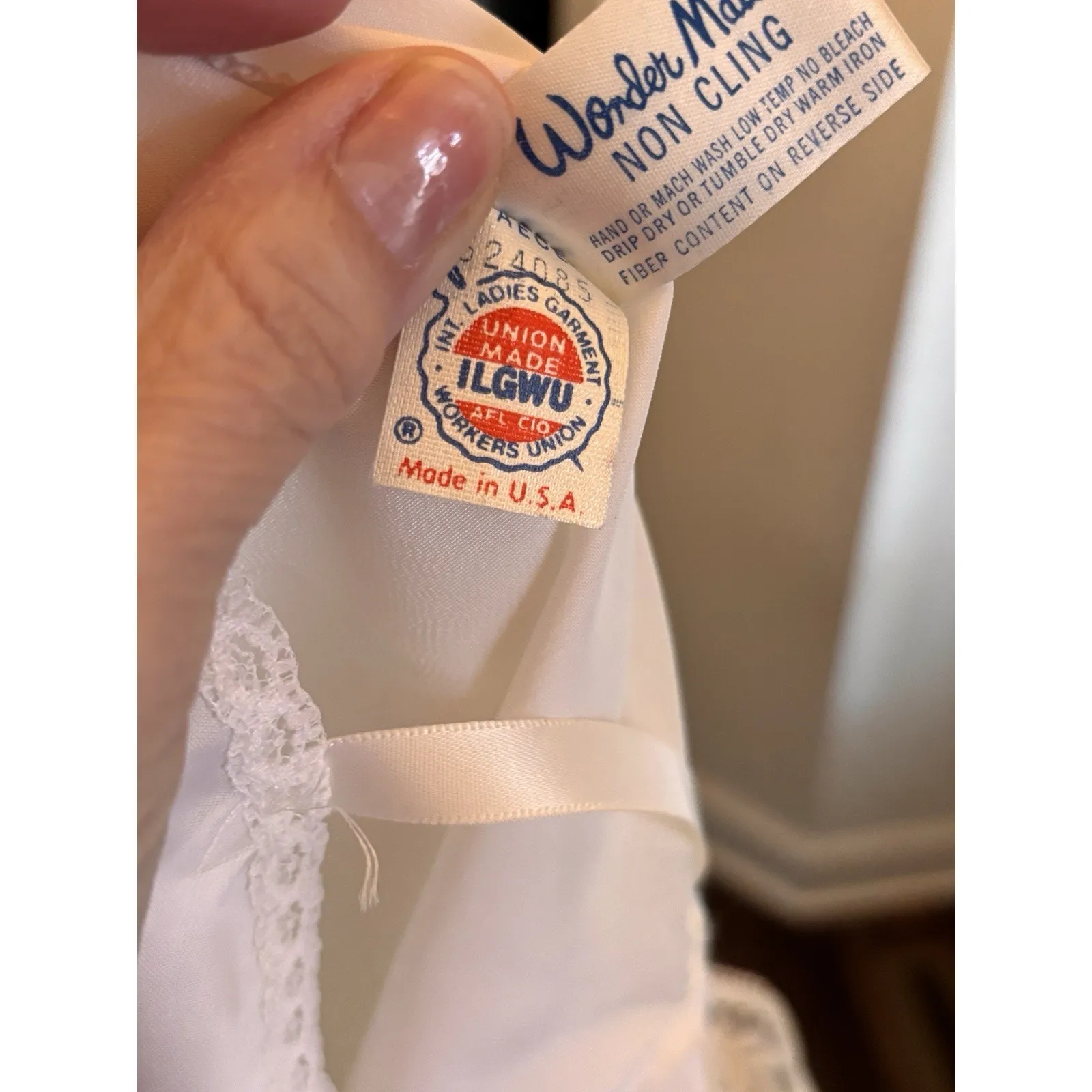 Vintage Wonder Maid No Cling Camisole Slip Dress lace Ivory Union Short Slit 32 Size undefined - Image 7