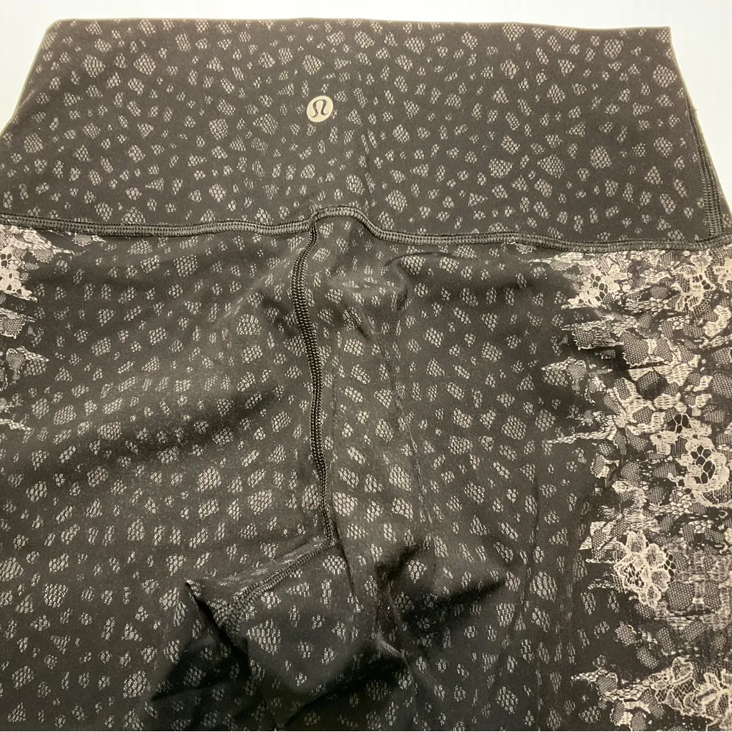 Lululemon Wunder Under Hi-Rise Tight Overlace Wunderunder HR Ice Grey Black Sz 8 - Image 9