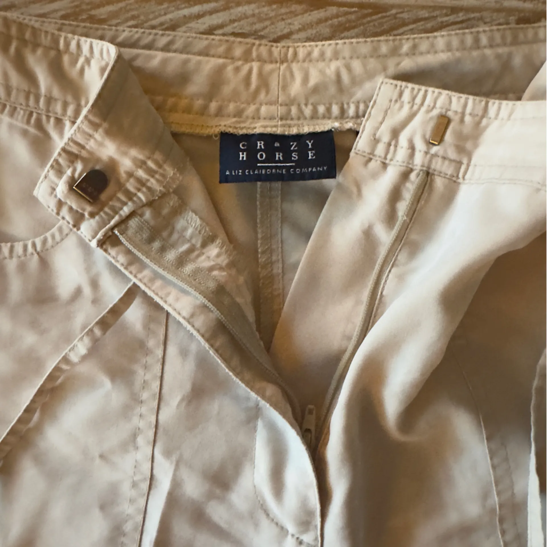 🍦Crazy Horse Liz Claiborne Women’s Capri Pants Lightweight Cropped Slit Hem🍦~12 - Image 5