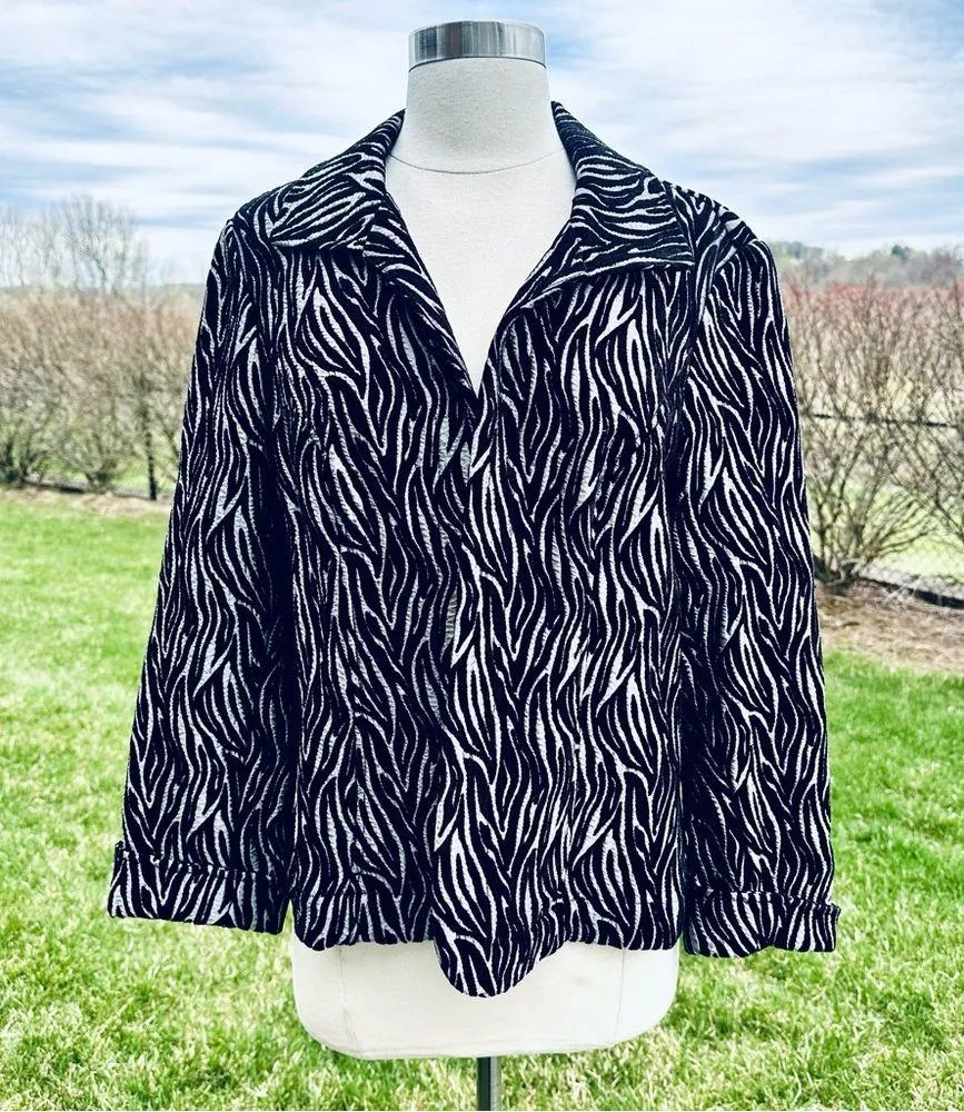 Chico’s Black & Silver Abstract Zebra Print Blazer - Image 3