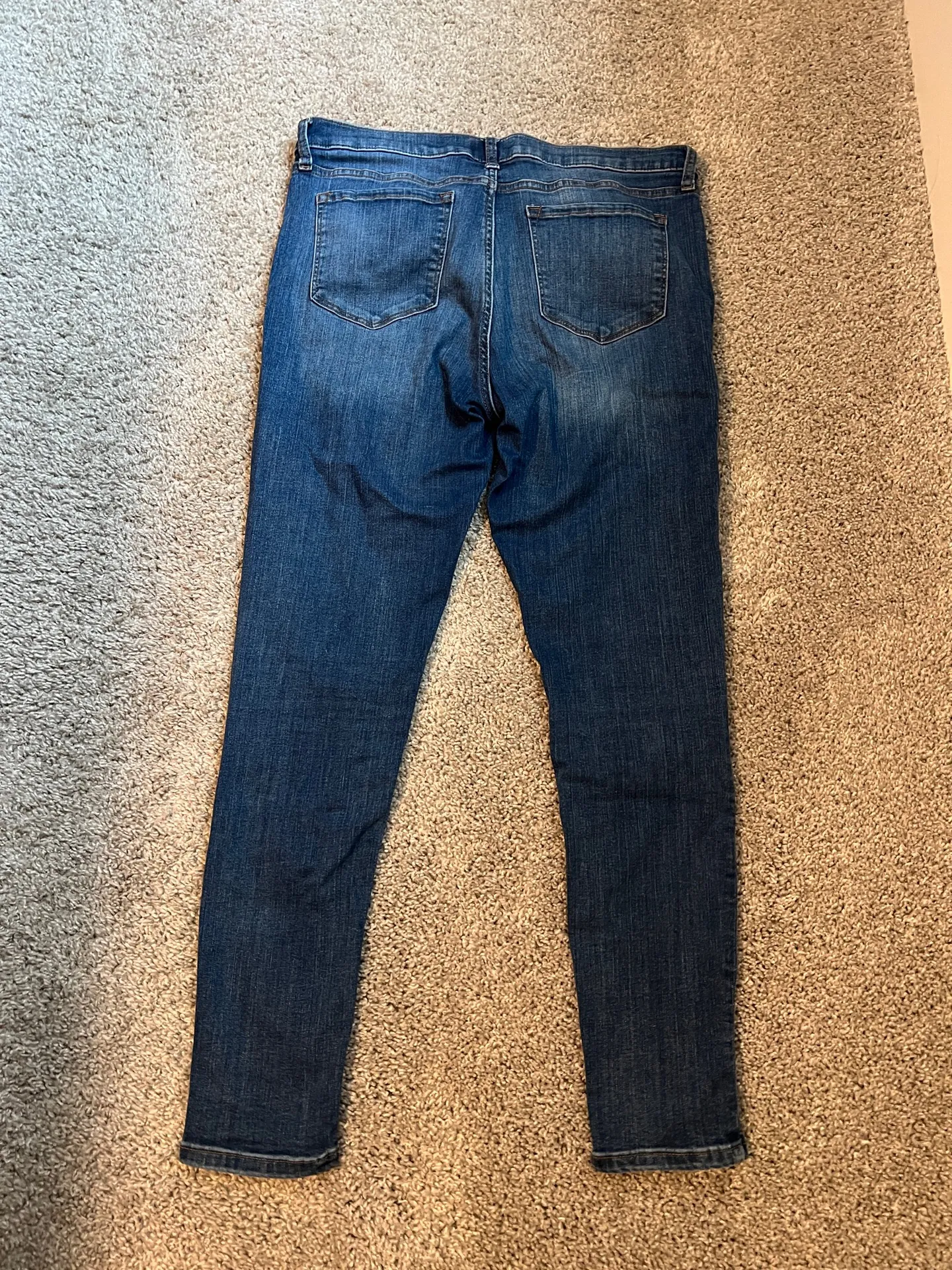 Banana Republic Skinny Jeans - Image 3