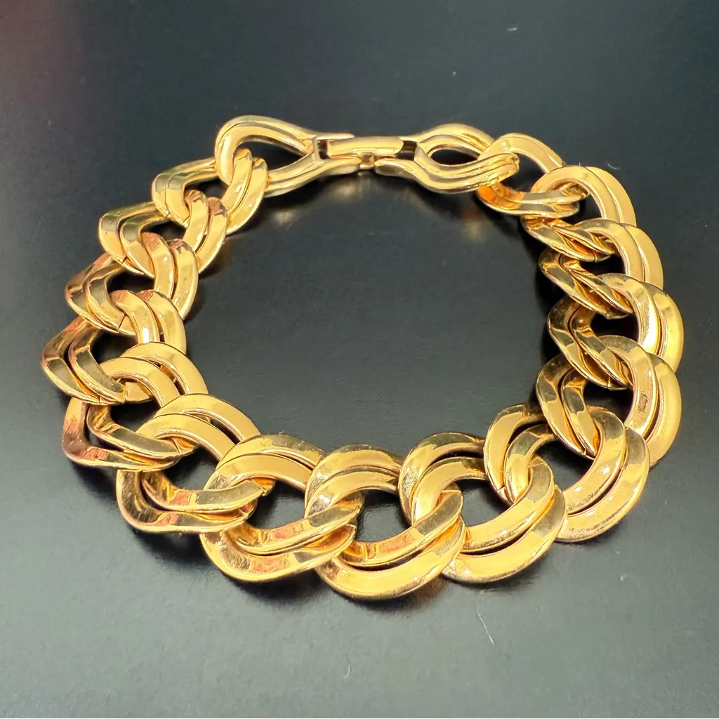 Vintage MONET Gold-plated Double Chain Chunky Bracelet 26.9g. - Image 3