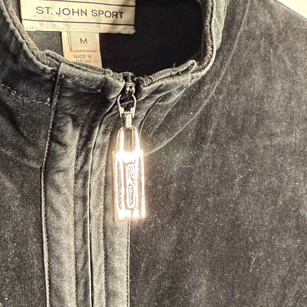 St. John Sport by Marie Gray Velour Classic Tracksuit Jacket in Black W2036 Sz M Size M - Image 3