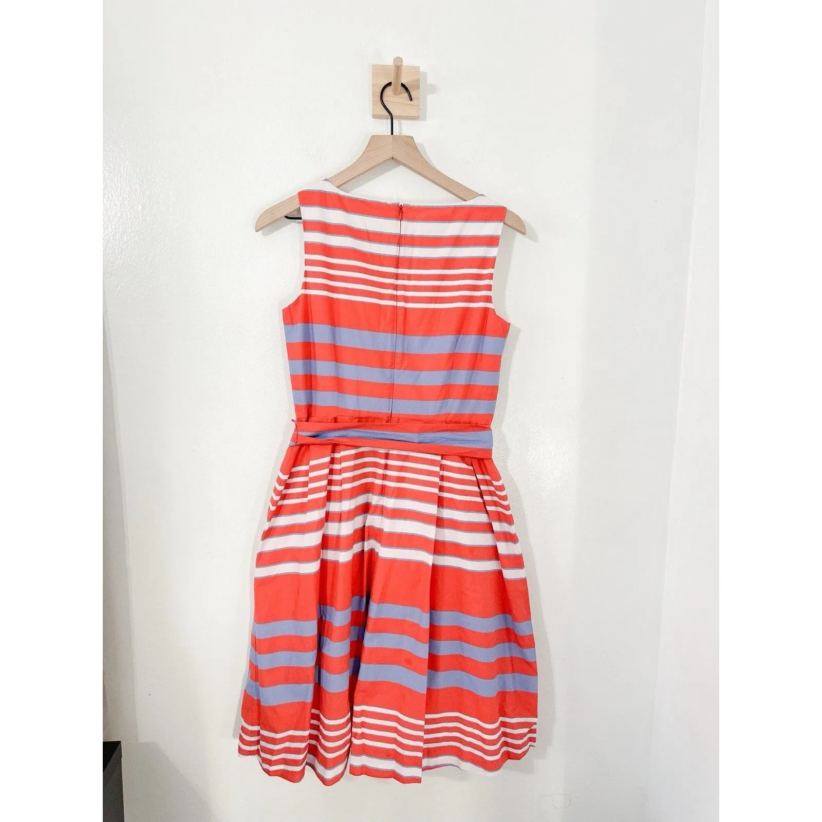 L.L. Bean Signature Women’s Poplin Striped Coral Dress Summer Beach Sz 4 Pockets Pink - Image 3