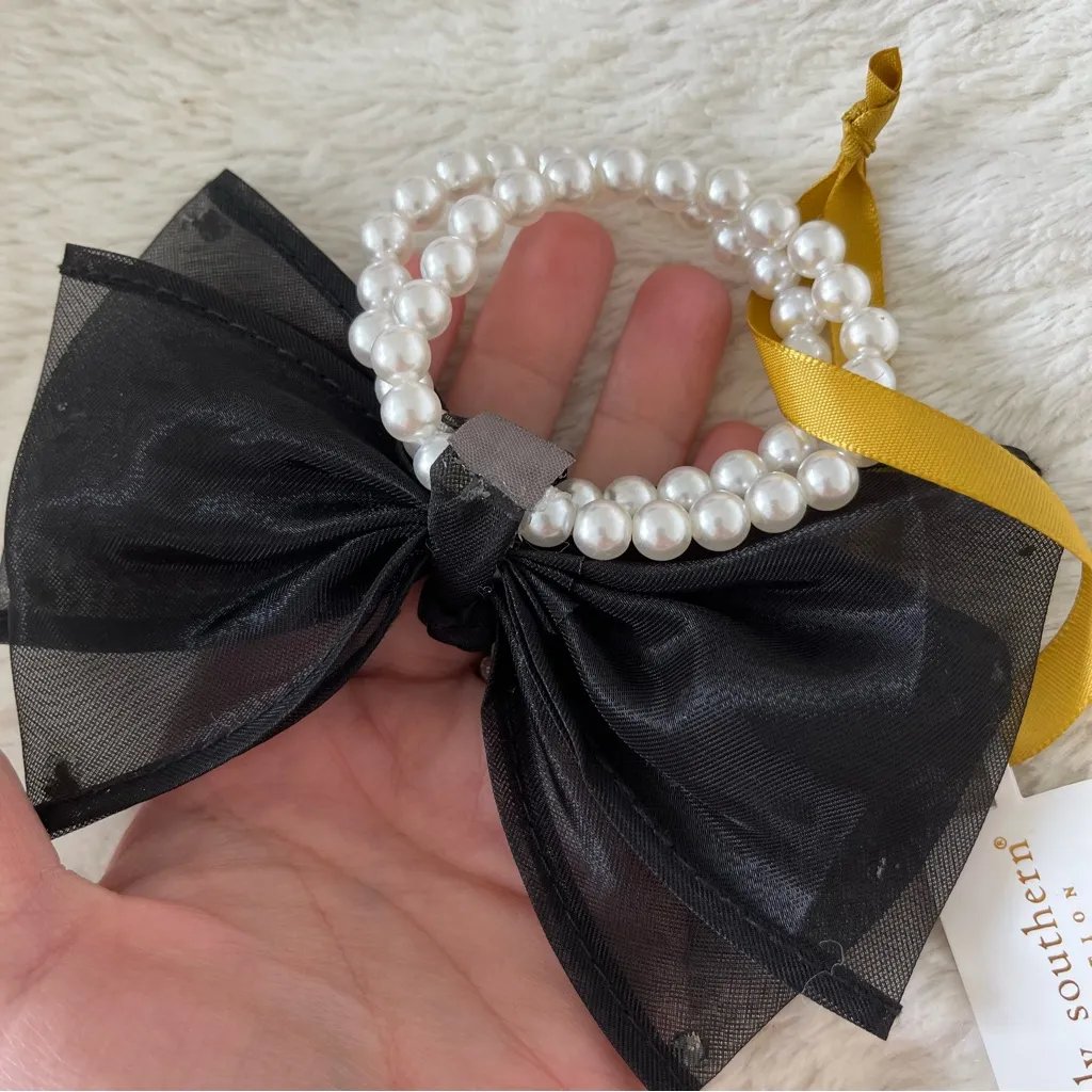 NEW Simply Southern Black Pearl Bow Scrunchie NWT - Image 3