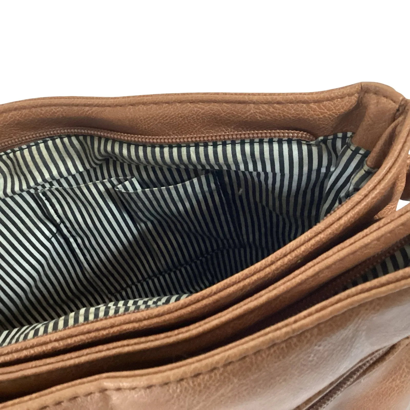 Vegan Leather Messenger Bag Brown - Image 7