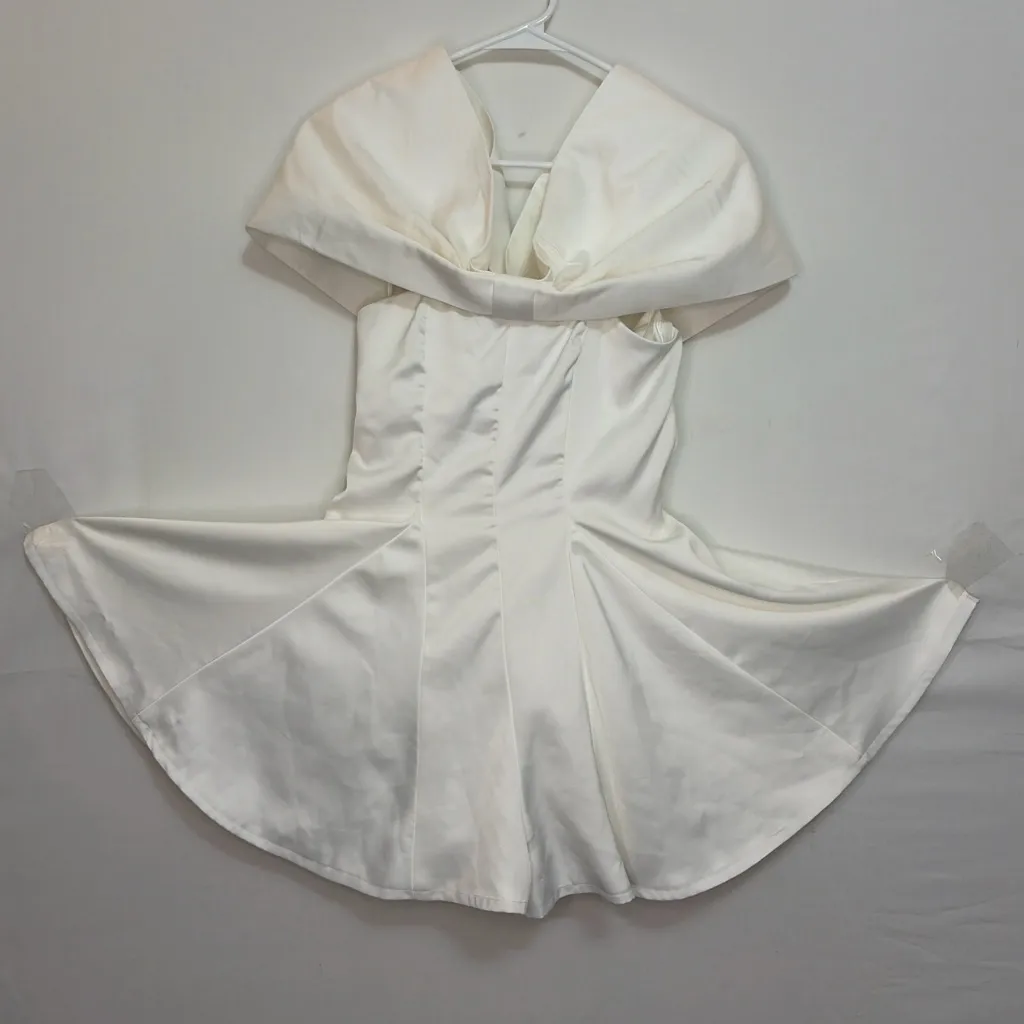 PrettyLittleThing White Skort Dress Off Shoulder Structured Short US 6(E12) - Image 2