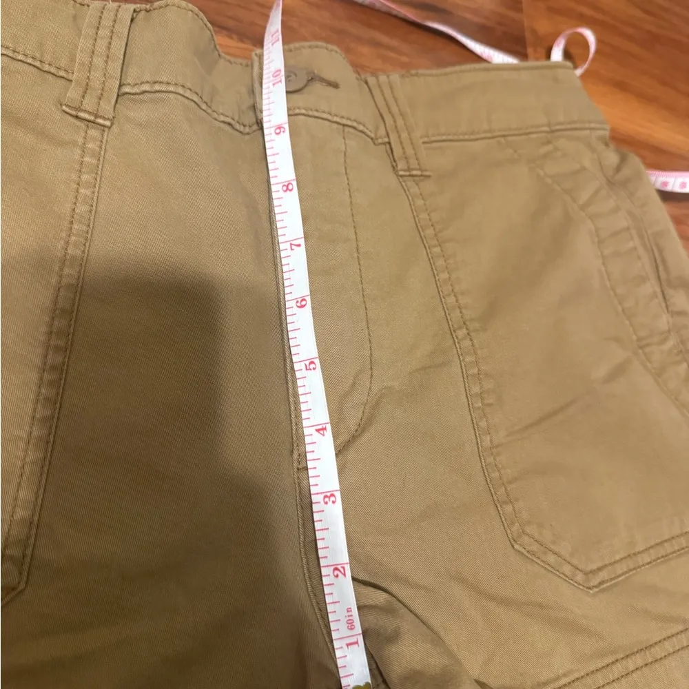 Old Navy Tan Cargo Shorts Relaxed Fit Durable - Image 4