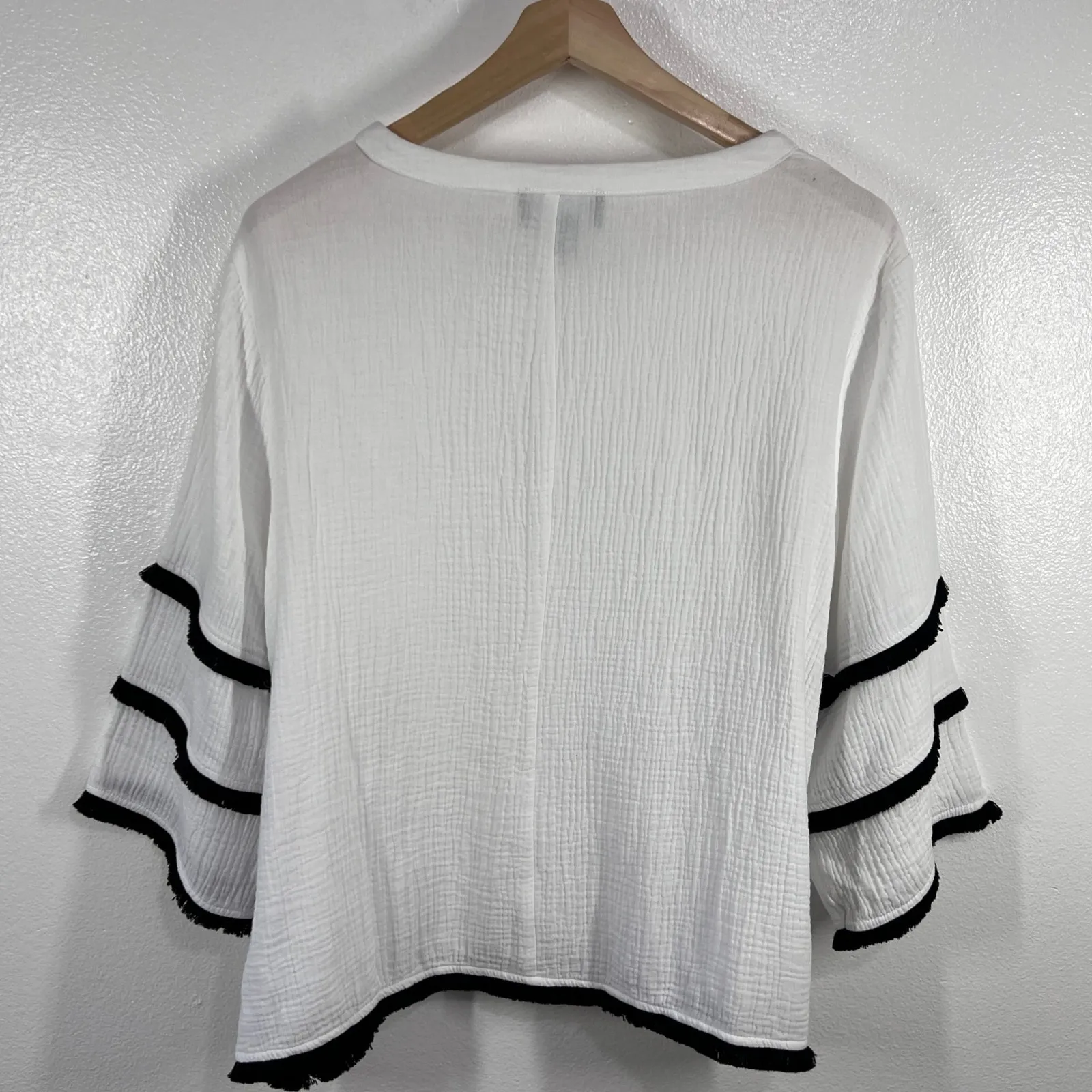 JNY Jones New‎ York Blouse Bell Sleeve Fringe Trim White Cotton Gauzy Top 1X - Image 2