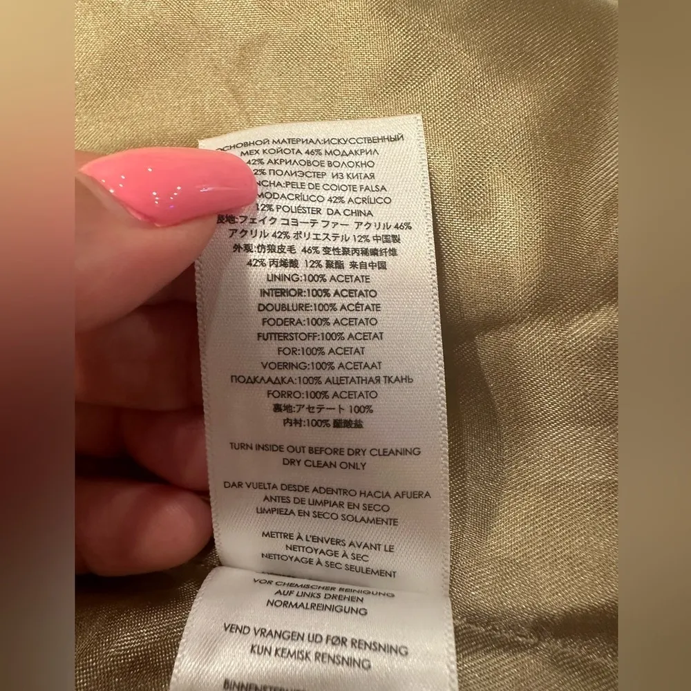 NWOT Michael Kors Women's Brown & Beige Faux Fur Sleeveless Vest Jacket SZ M - Image 9