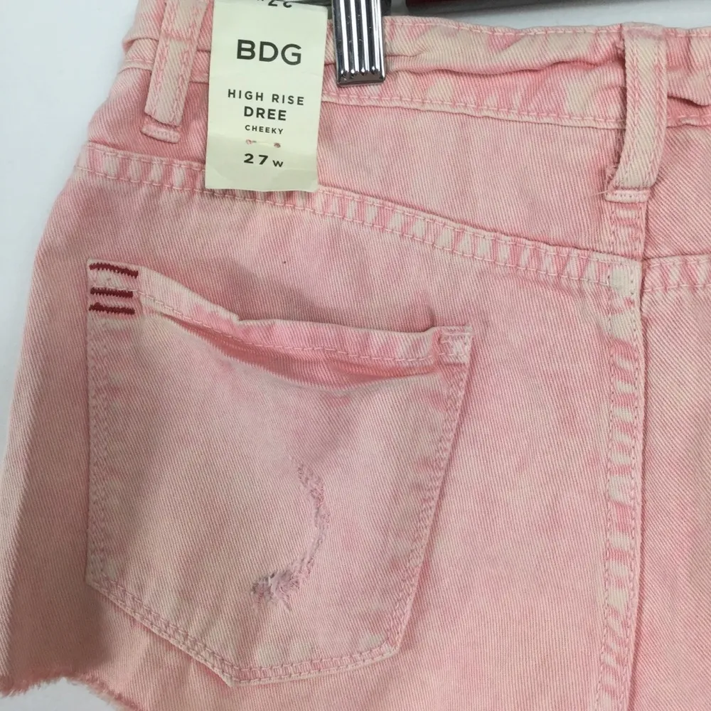 BDG distressed bleached high rise raw hem shorts - Image 4