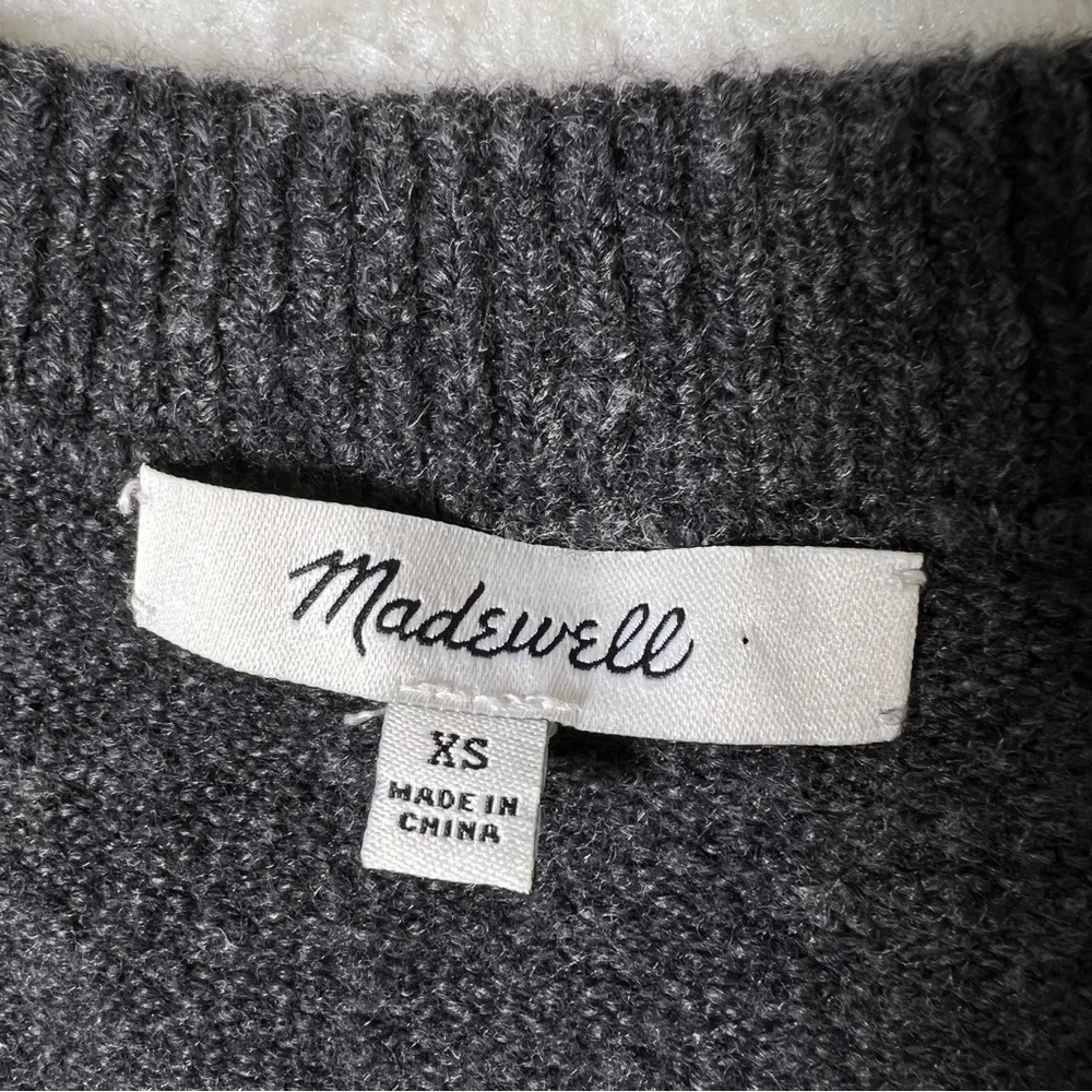 Madewell Dashwood V-Neck Sweater in Coziest Yarn - Image 9